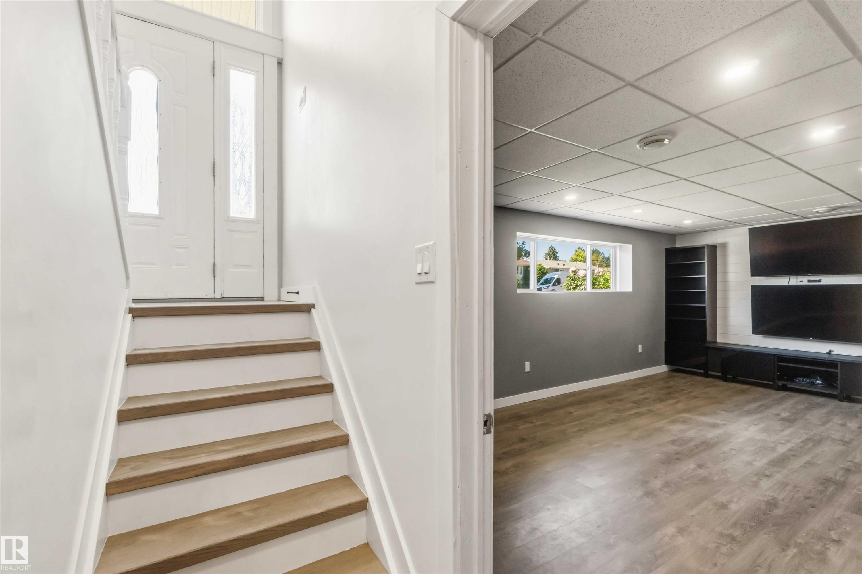 4227 40 Avenue, Stony Plain, AB