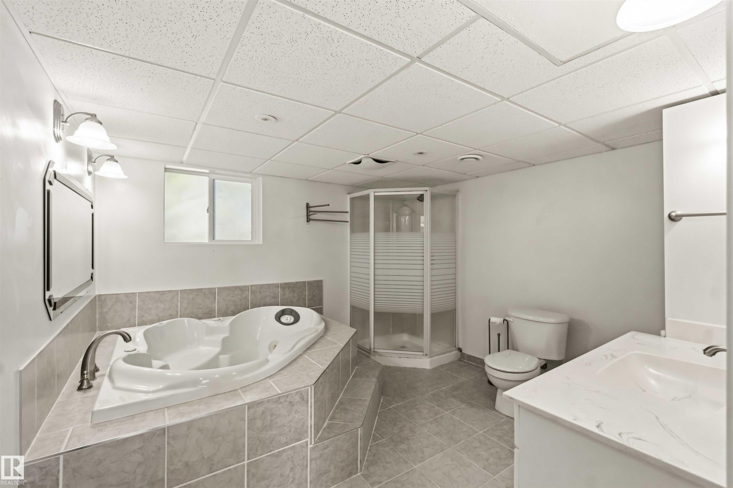 4227 40 Avenue, Stony Plain, AB