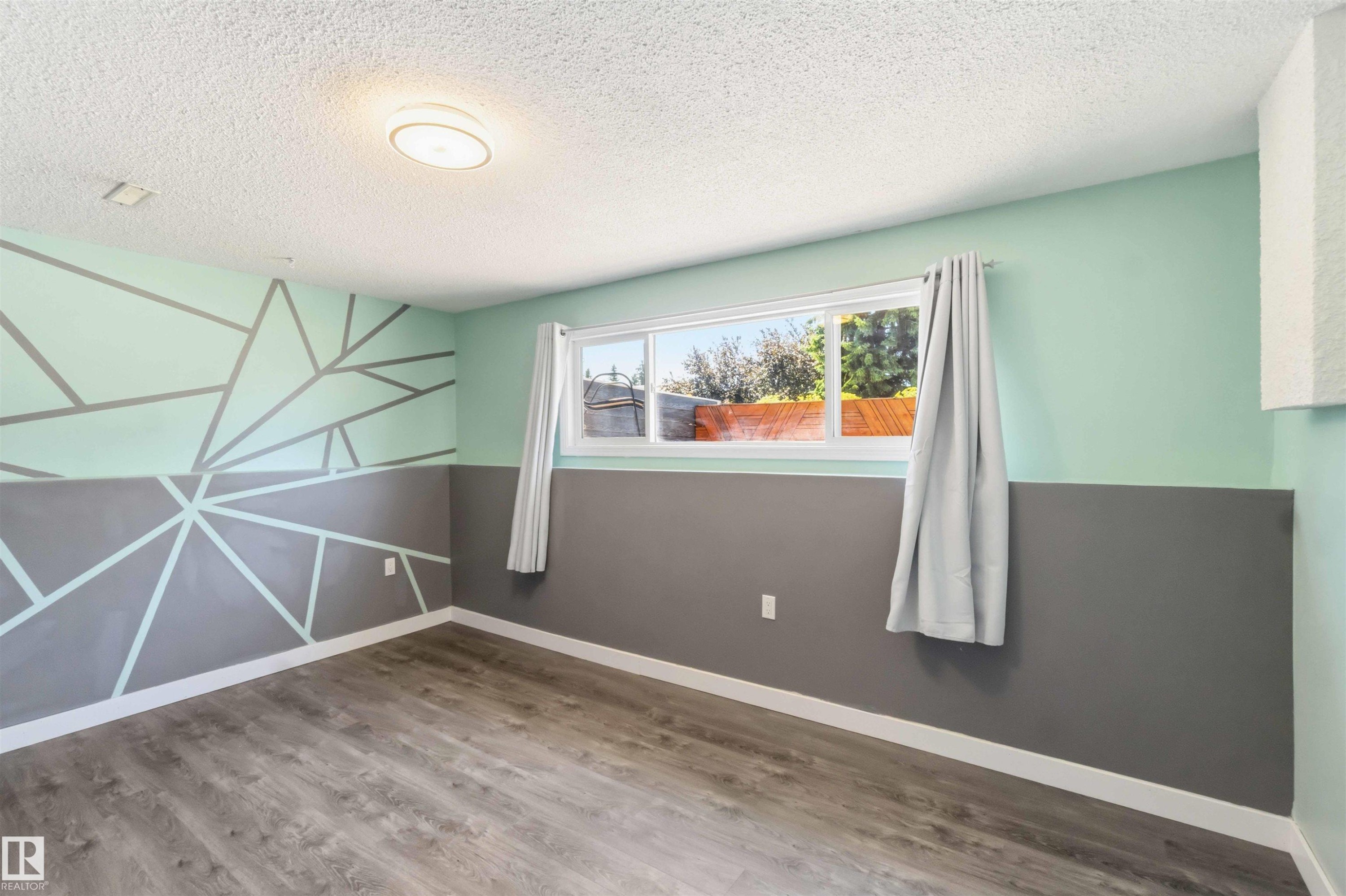 4227 40 Avenue, Stony Plain, AB