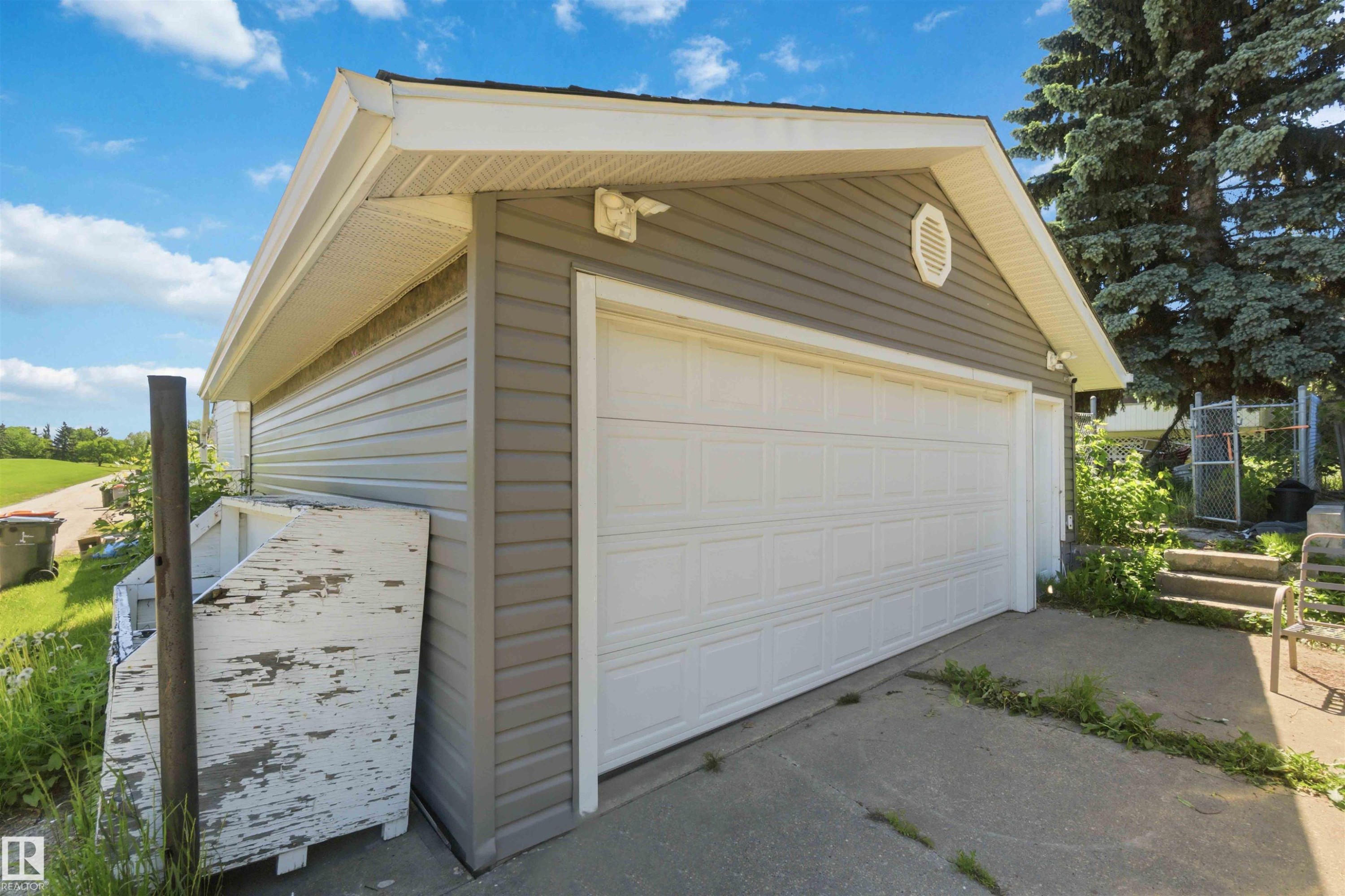 4227 40 Avenue, Stony Plain, AB