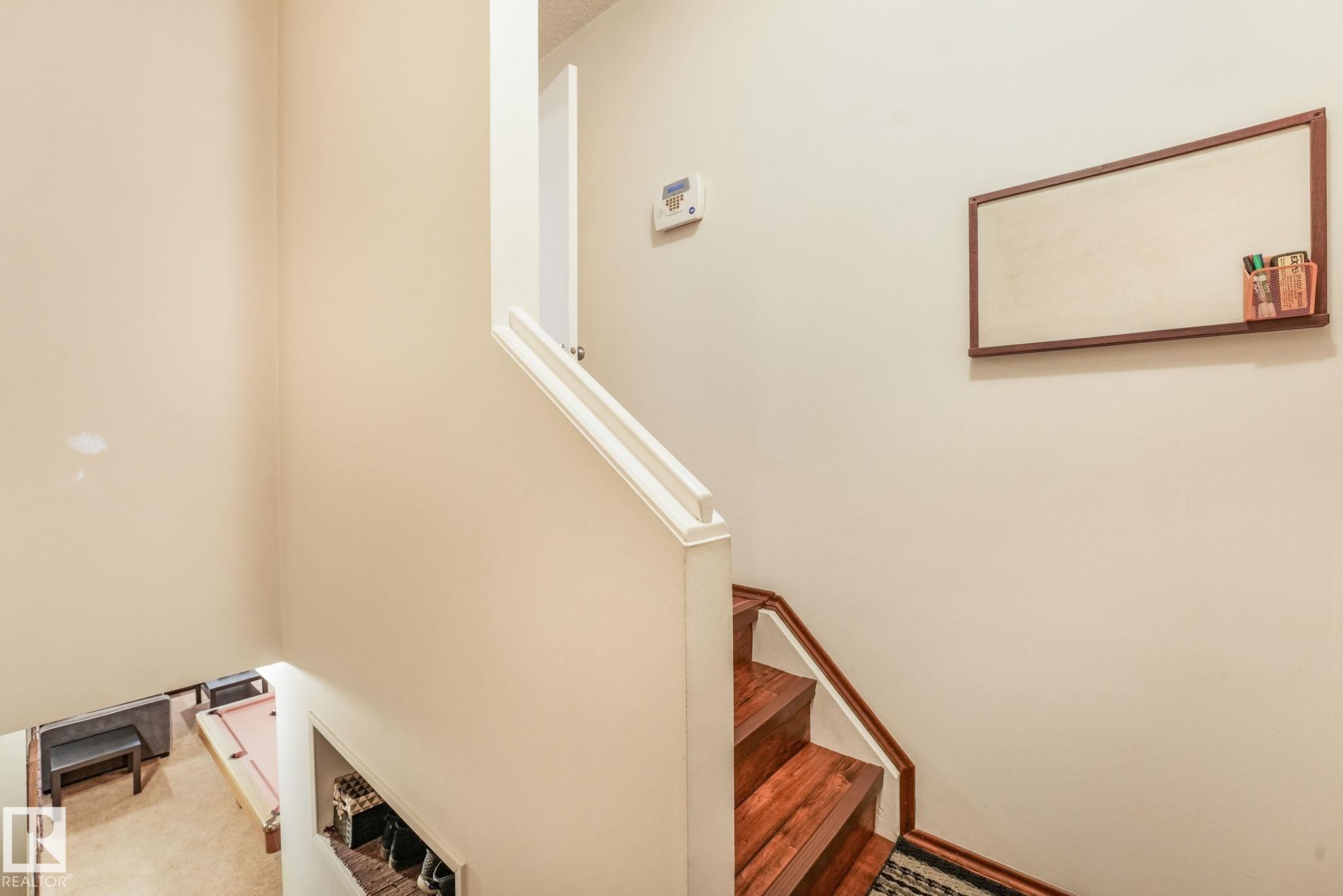 Image quality insufficient for description - 17237 104 Street, Edmonton, AB