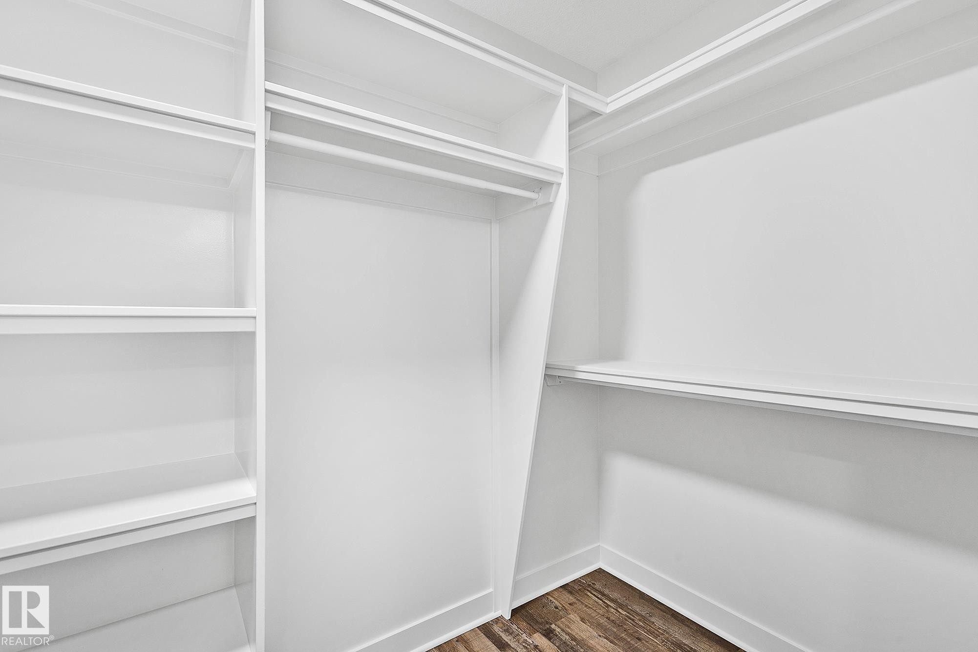 4803 53 Avenue, Thorsby, AB - Indoor With Storage