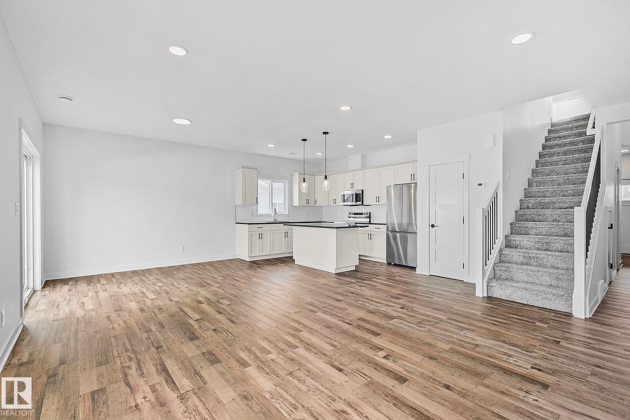 4803 53 Avenue, Thorsby, AB - Indoor Photo Showing Kitchen