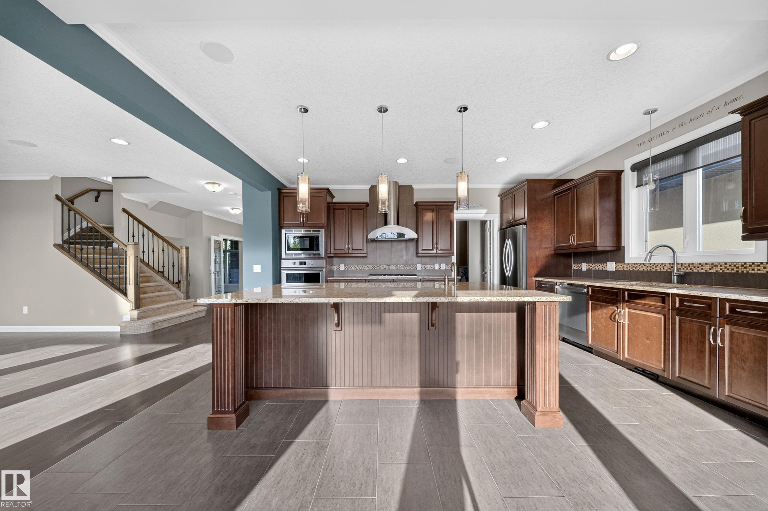 2273 Warry Loop, Edmonton, AB