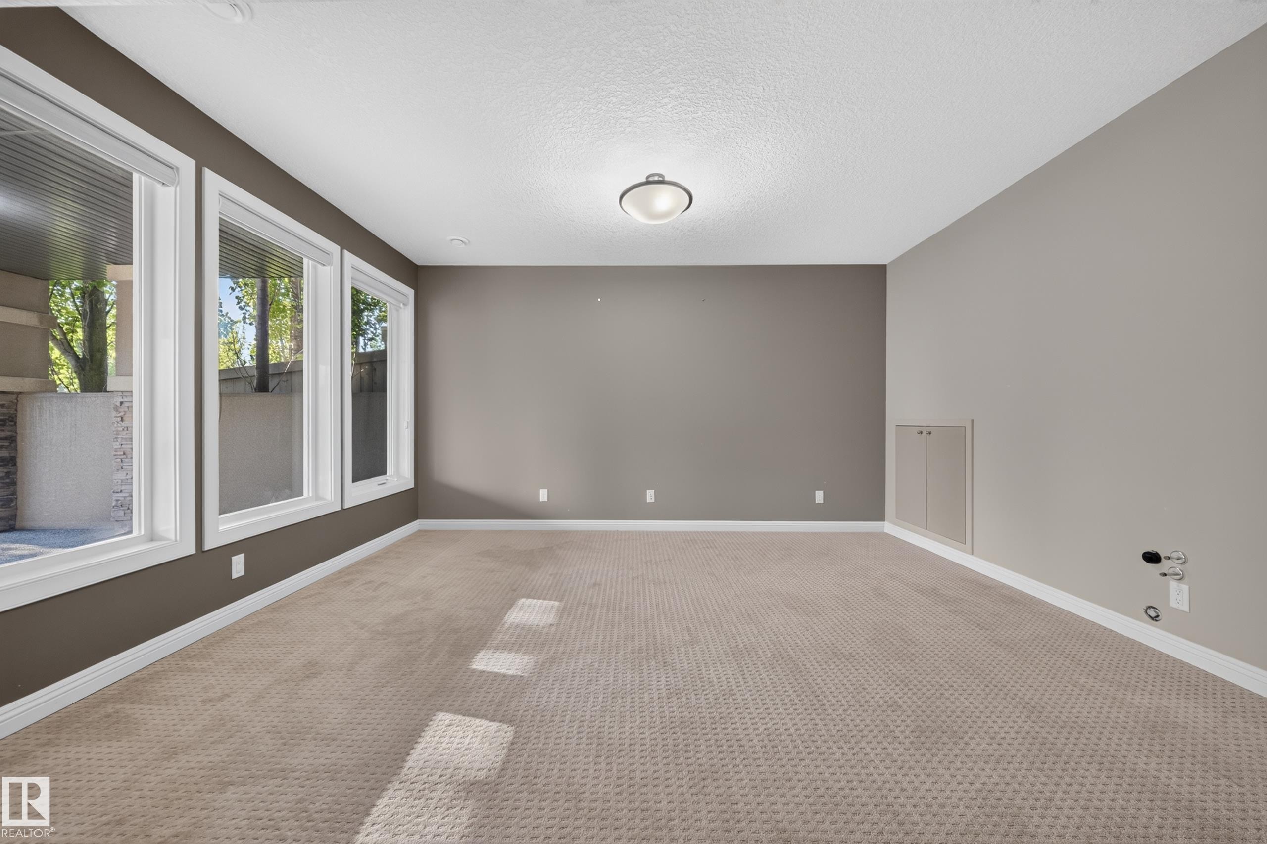 2273 Warry Loop, Edmonton, AB