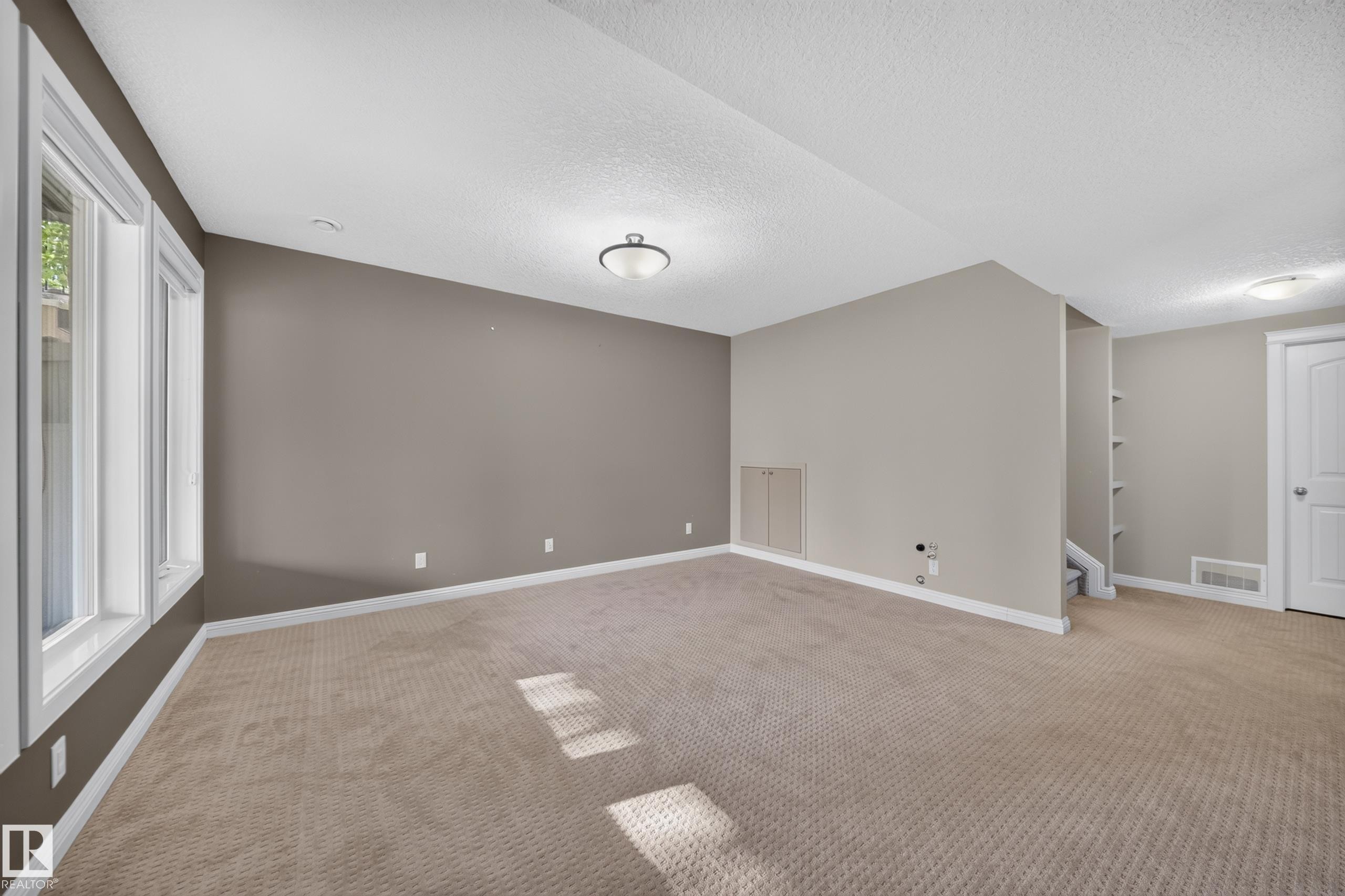 2273 Warry Loop, Edmonton, AB