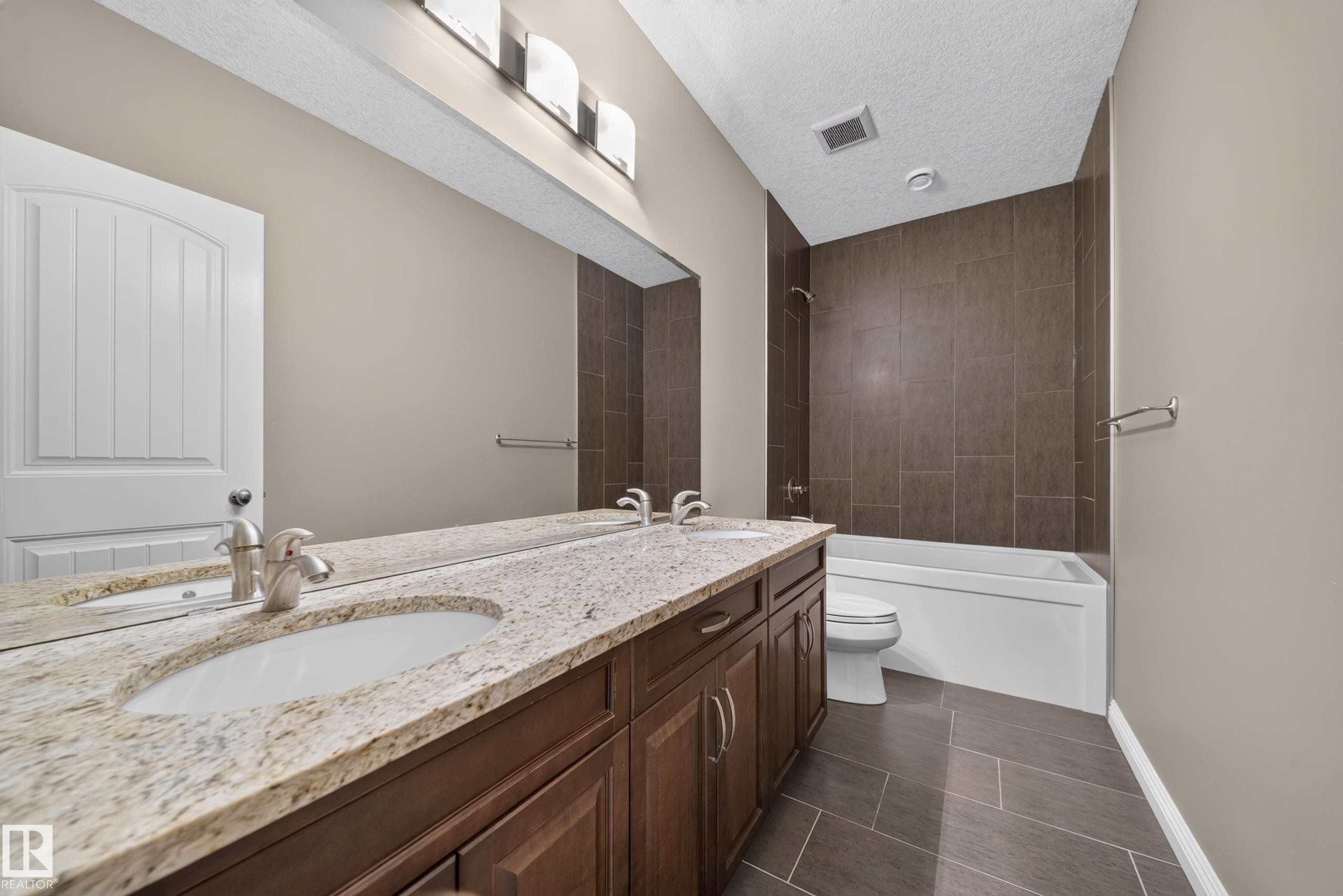 2273 Warry Loop, Edmonton, AB