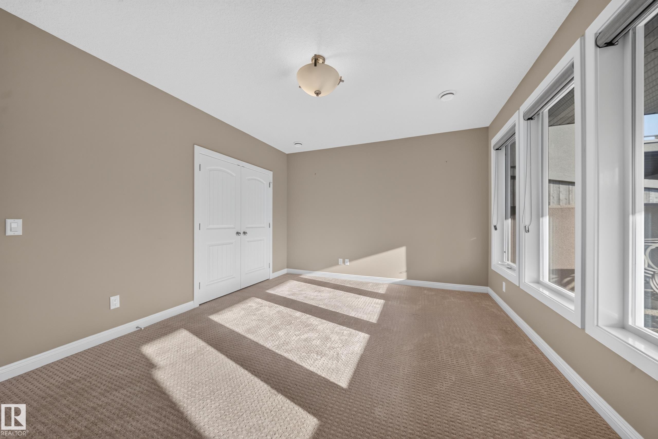 2273 Warry Loop, Edmonton, AB
