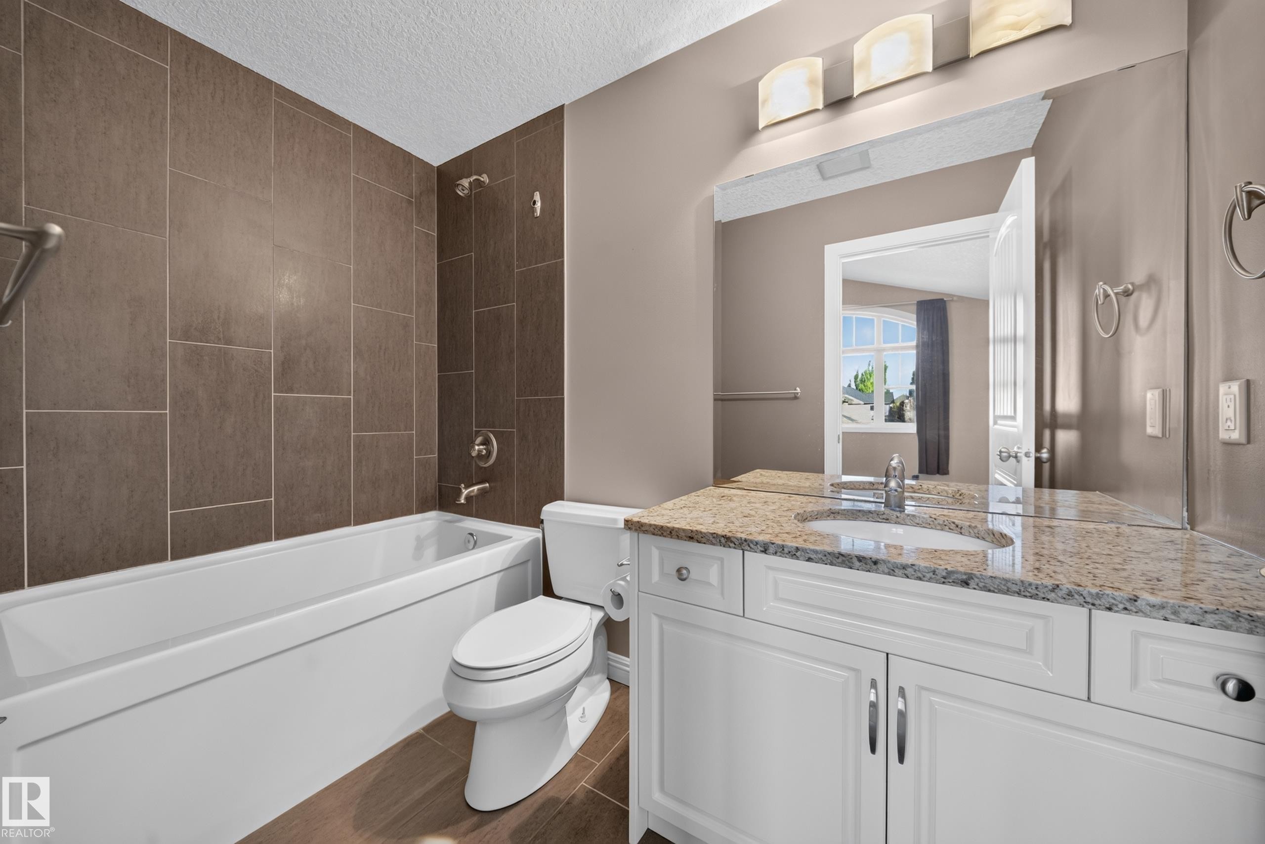 2273 Warry Loop, Edmonton, AB