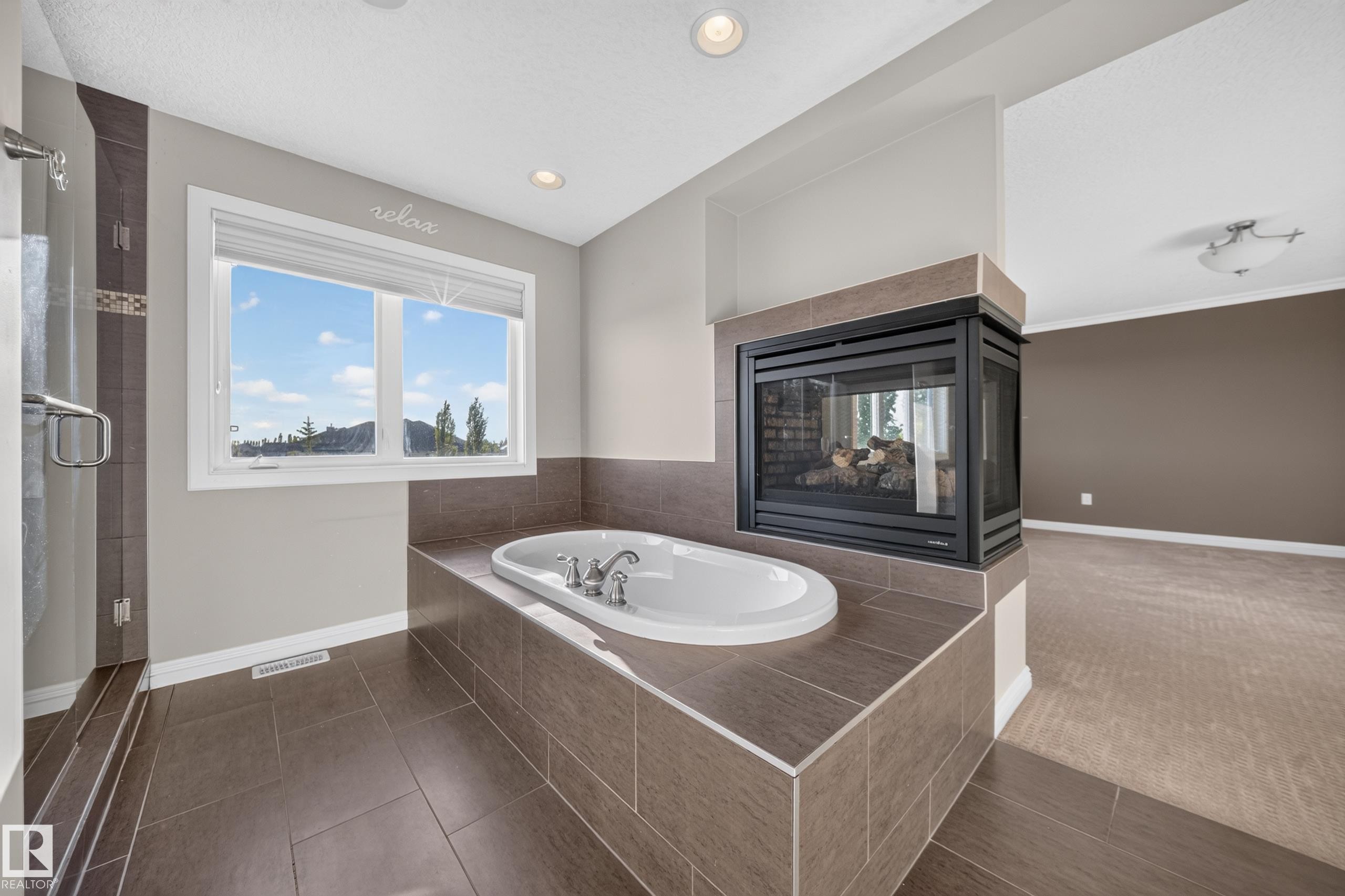 2273 Warry Loop, Edmonton, AB