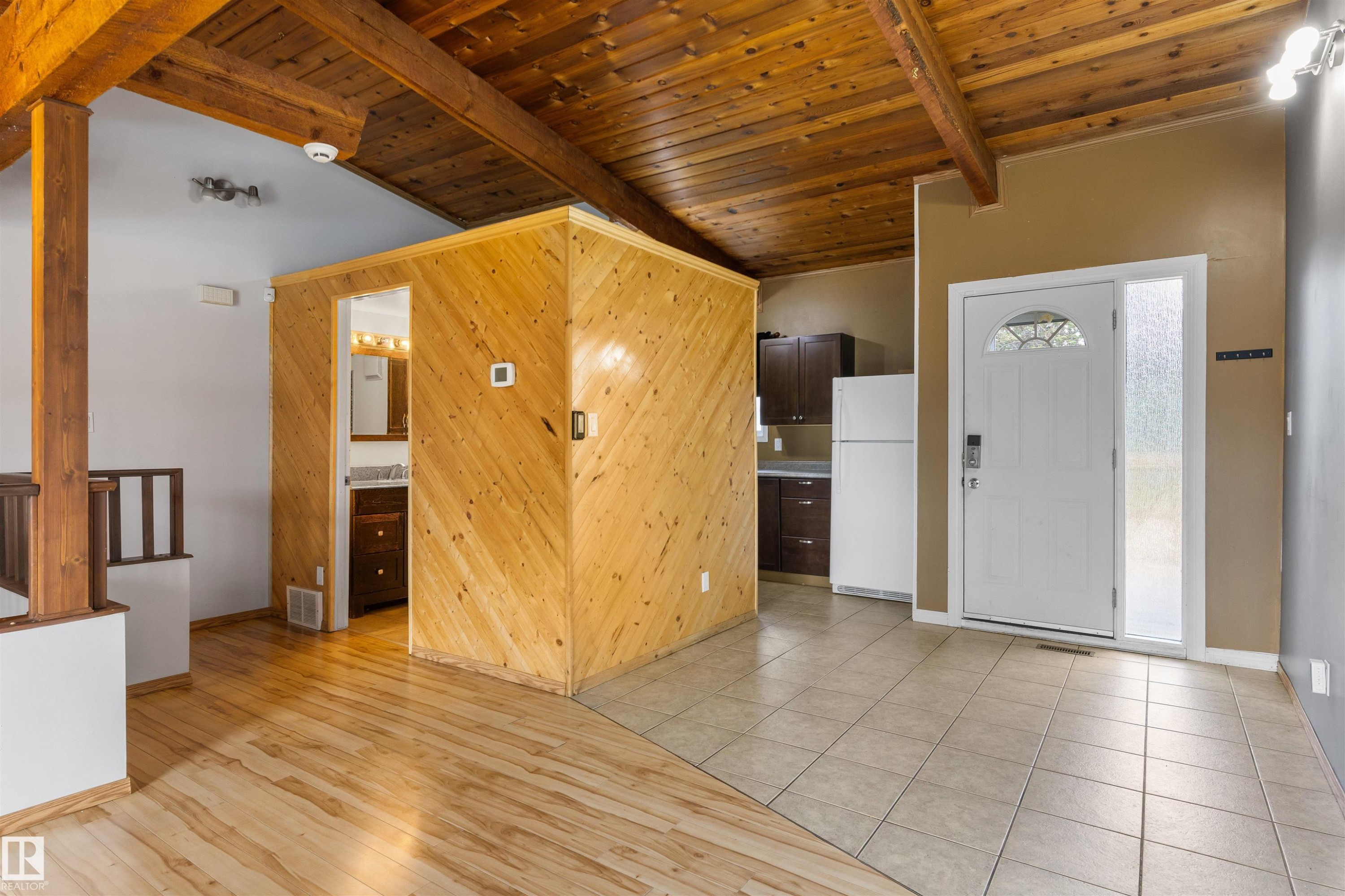 11 Northwoods Village, Edmonton, AB