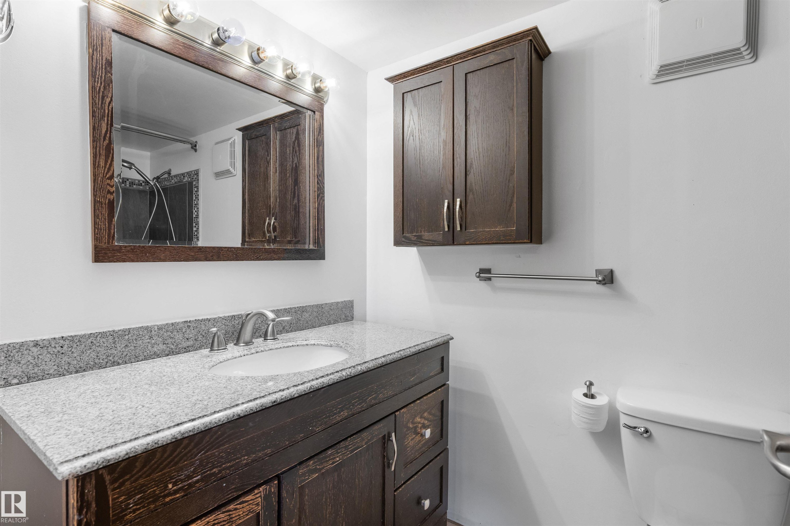 11 Northwoods Village, Edmonton, AB