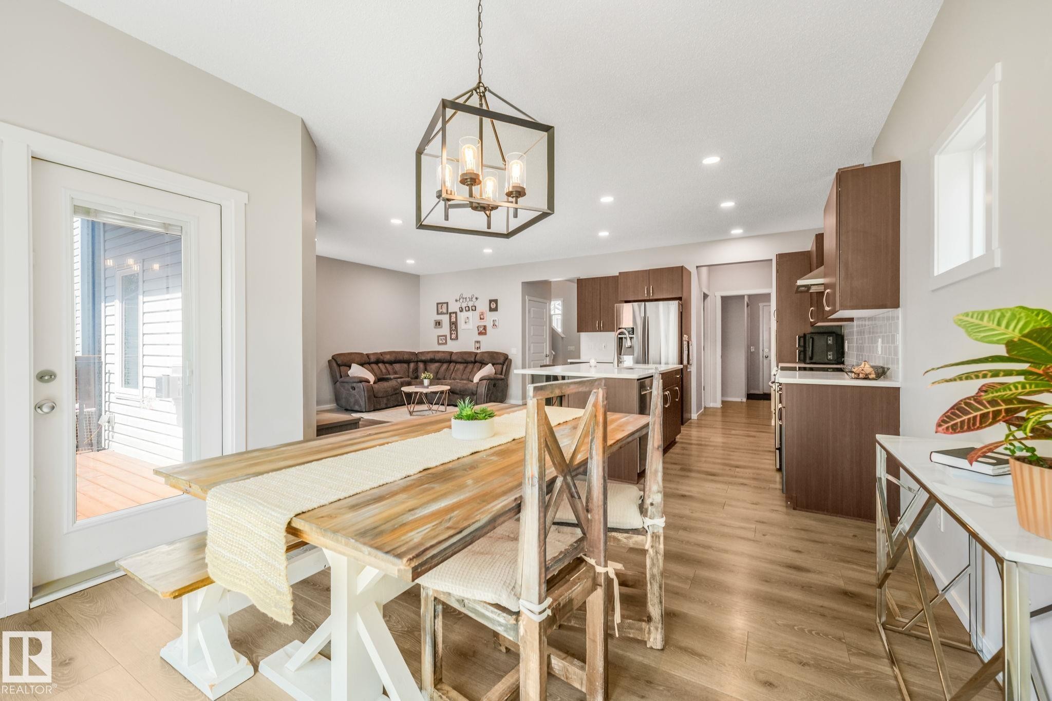 20741 98A Avenue, Edmonton, AB