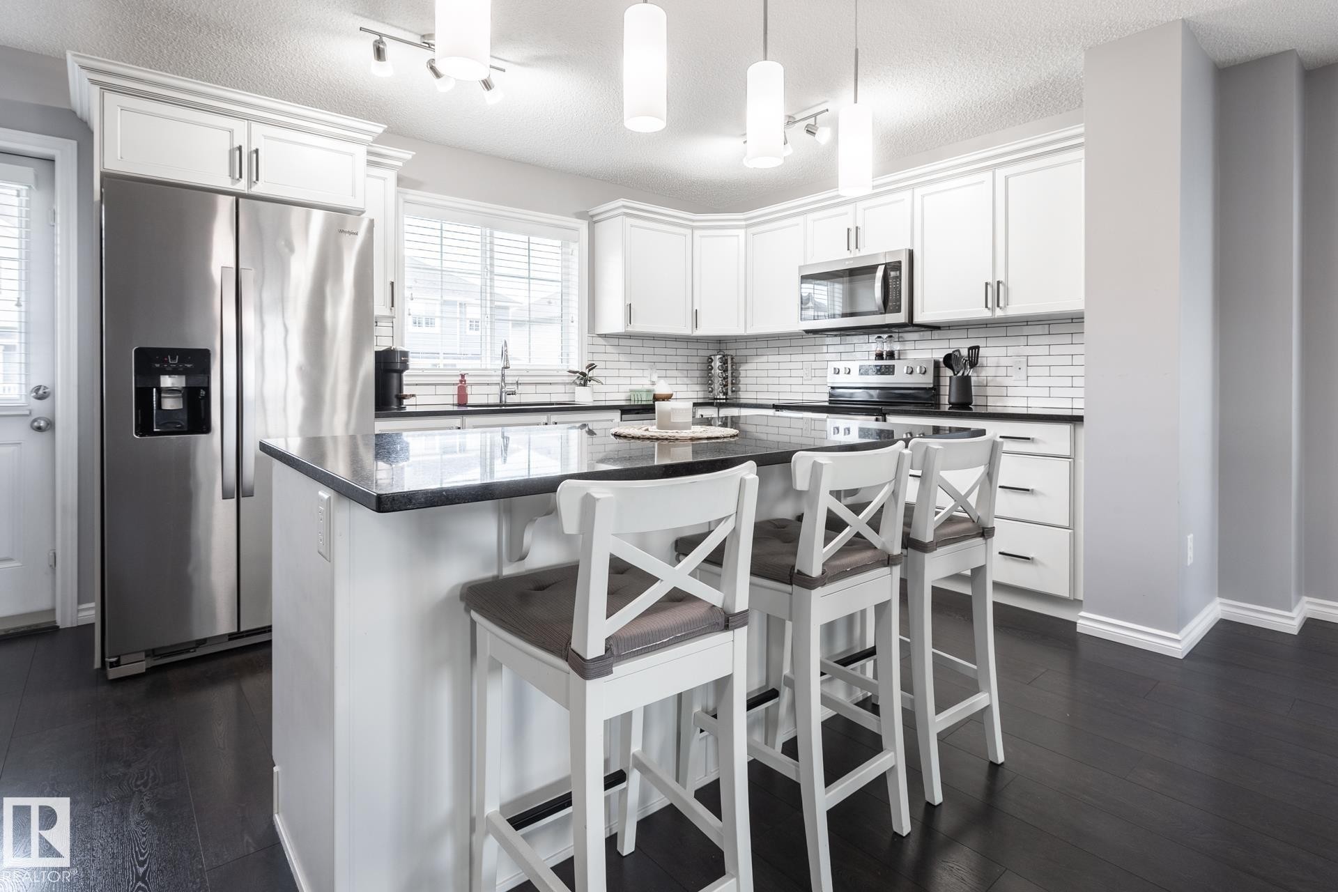 with large island - 55 20 Augustine Crescent, Sherwood Park, AB