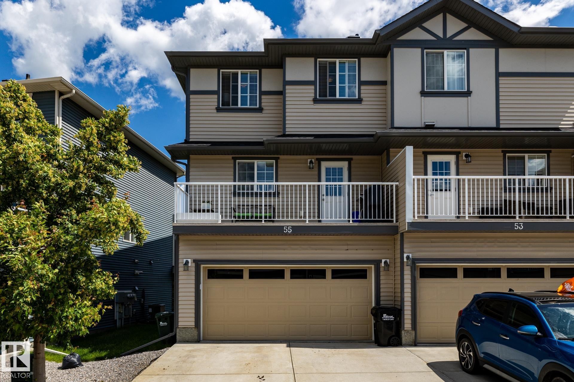 double garage with 2 driveway parking stalls - 55 20 Augustine Crescent, Sherwood Park, AB