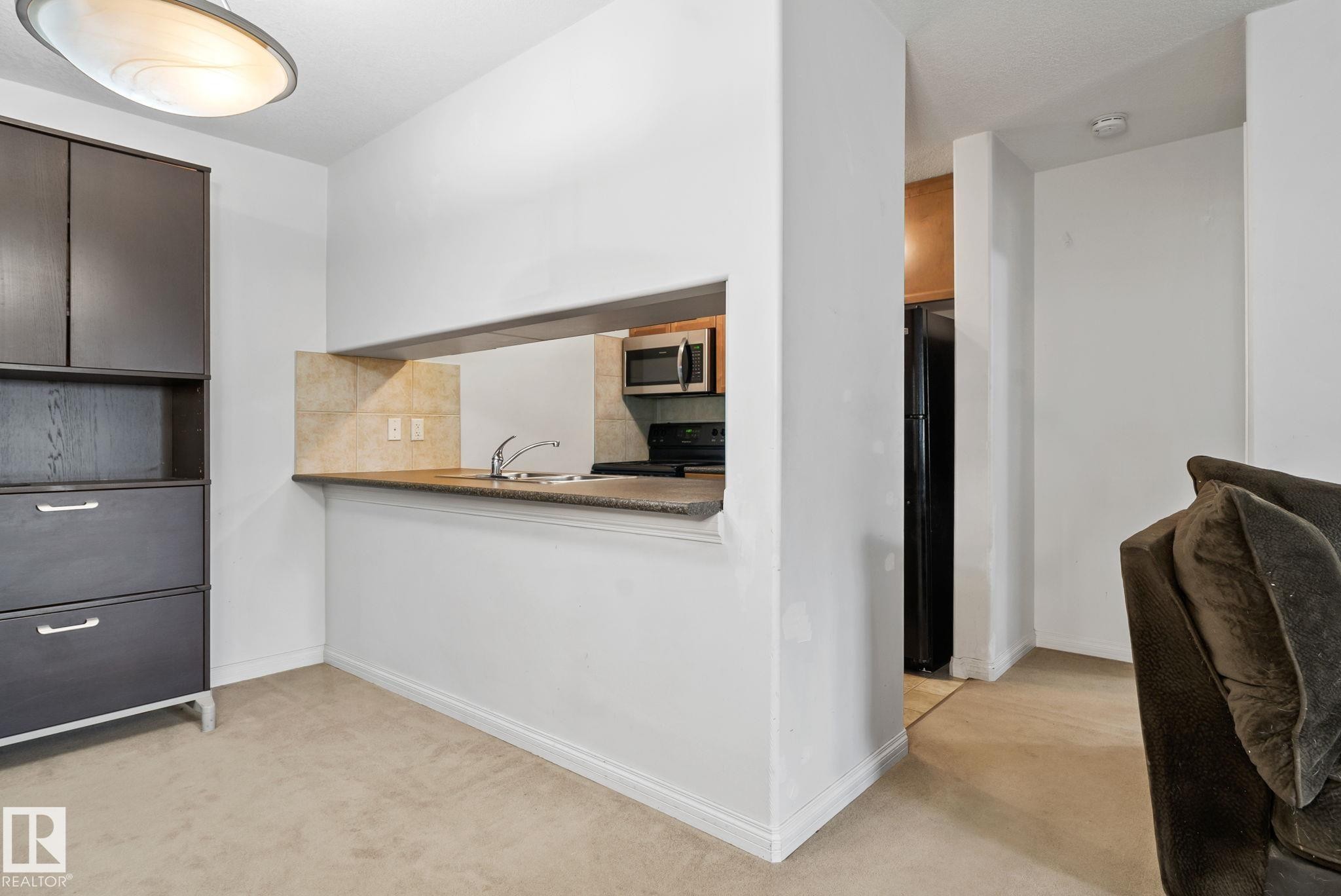 117 1204 156 Street, Edmonton, AB - Indoor Photo Showing Other Room