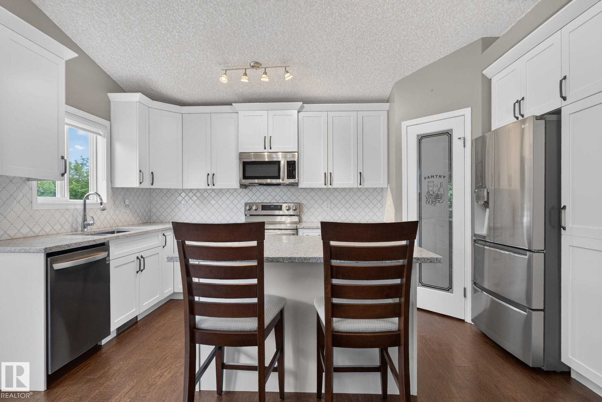 4914 152A Avenue, Edmonton, AB