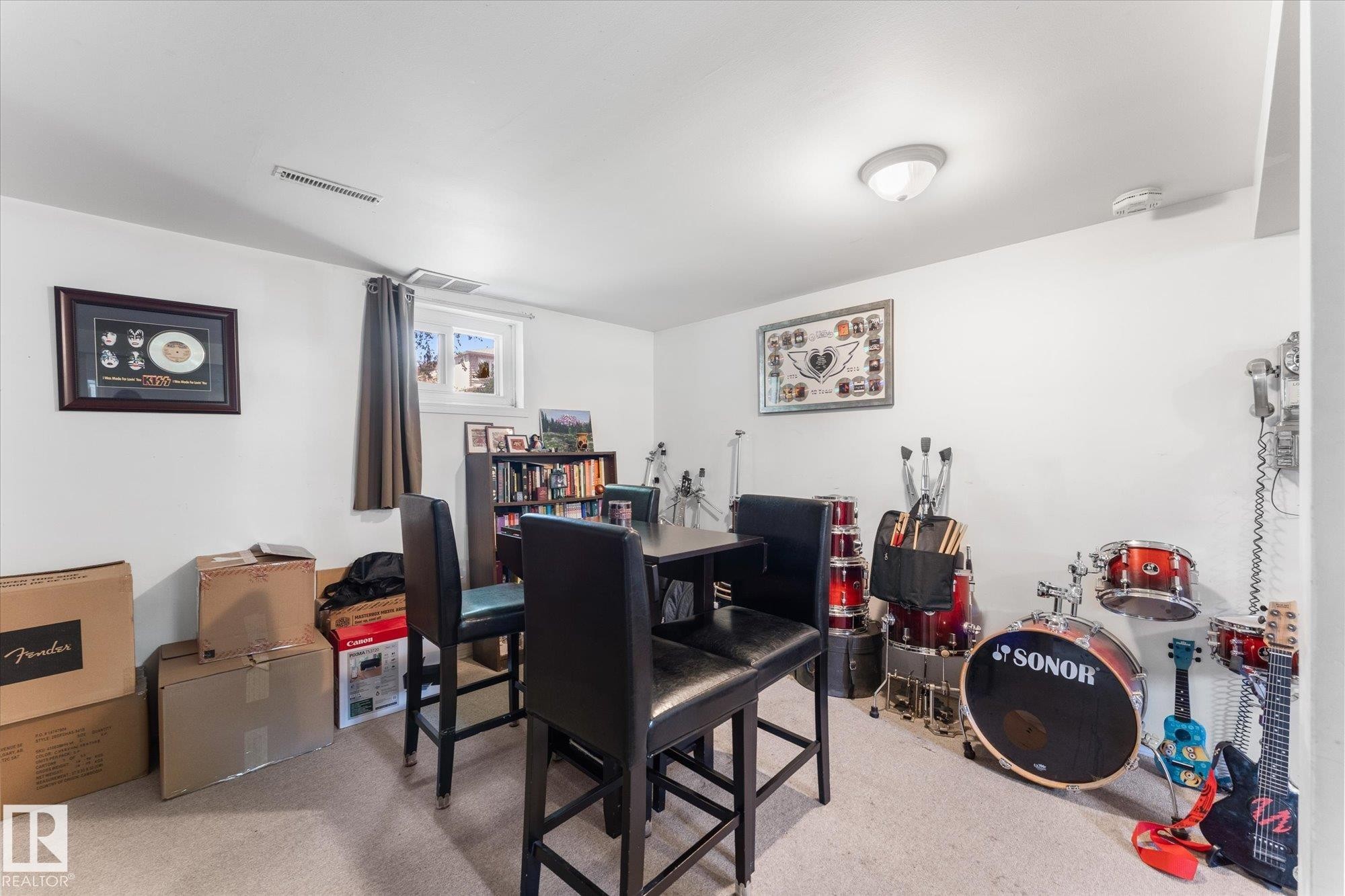11727 129 Street Nw, Edmonton, AB - Indoor