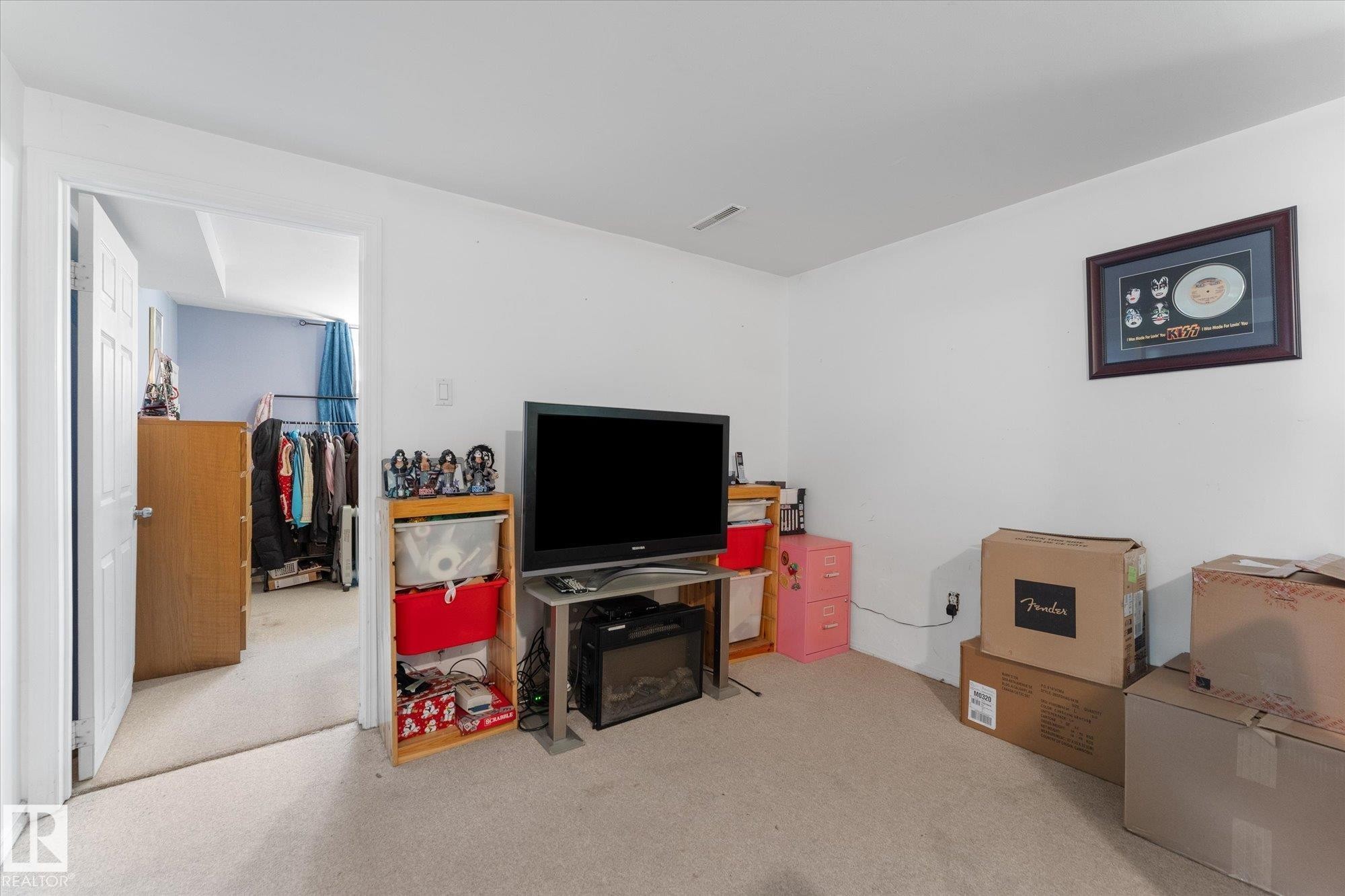 11727 129 Street Nw, Edmonton, AB - Indoor