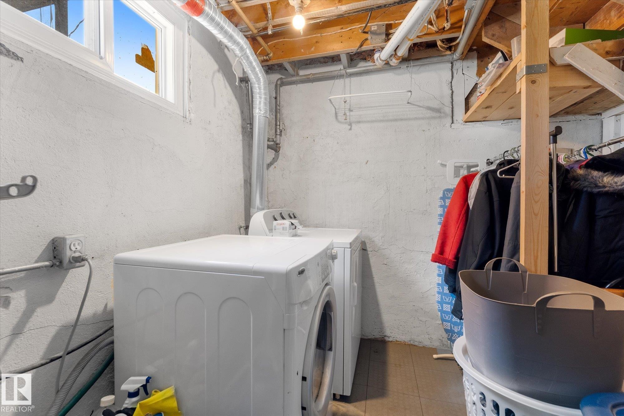11727 129 Street Nw, Edmonton, AB - Indoor Photo Showing Laundry Room