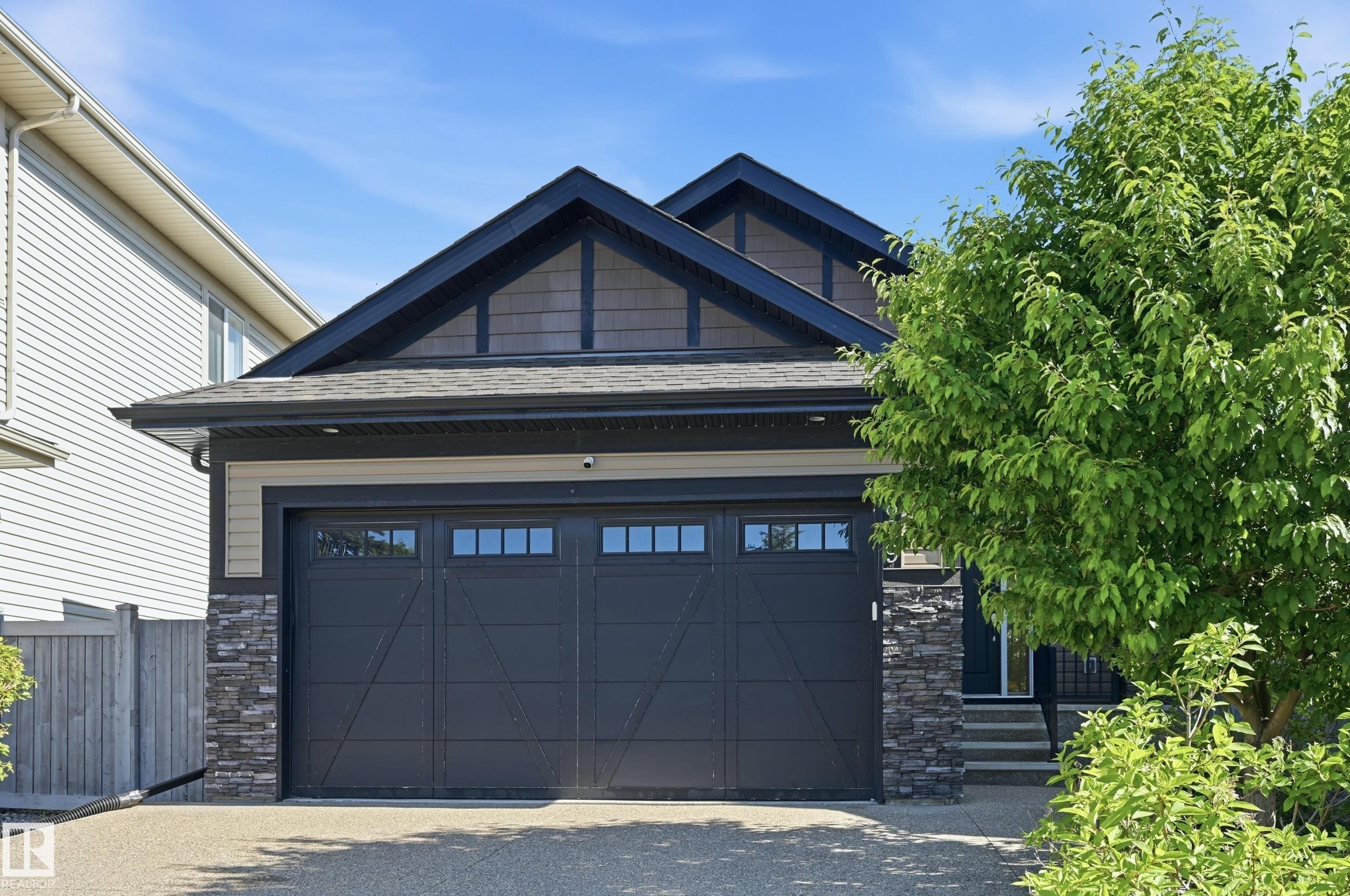 629 Ortona Way, Edmonton, AB