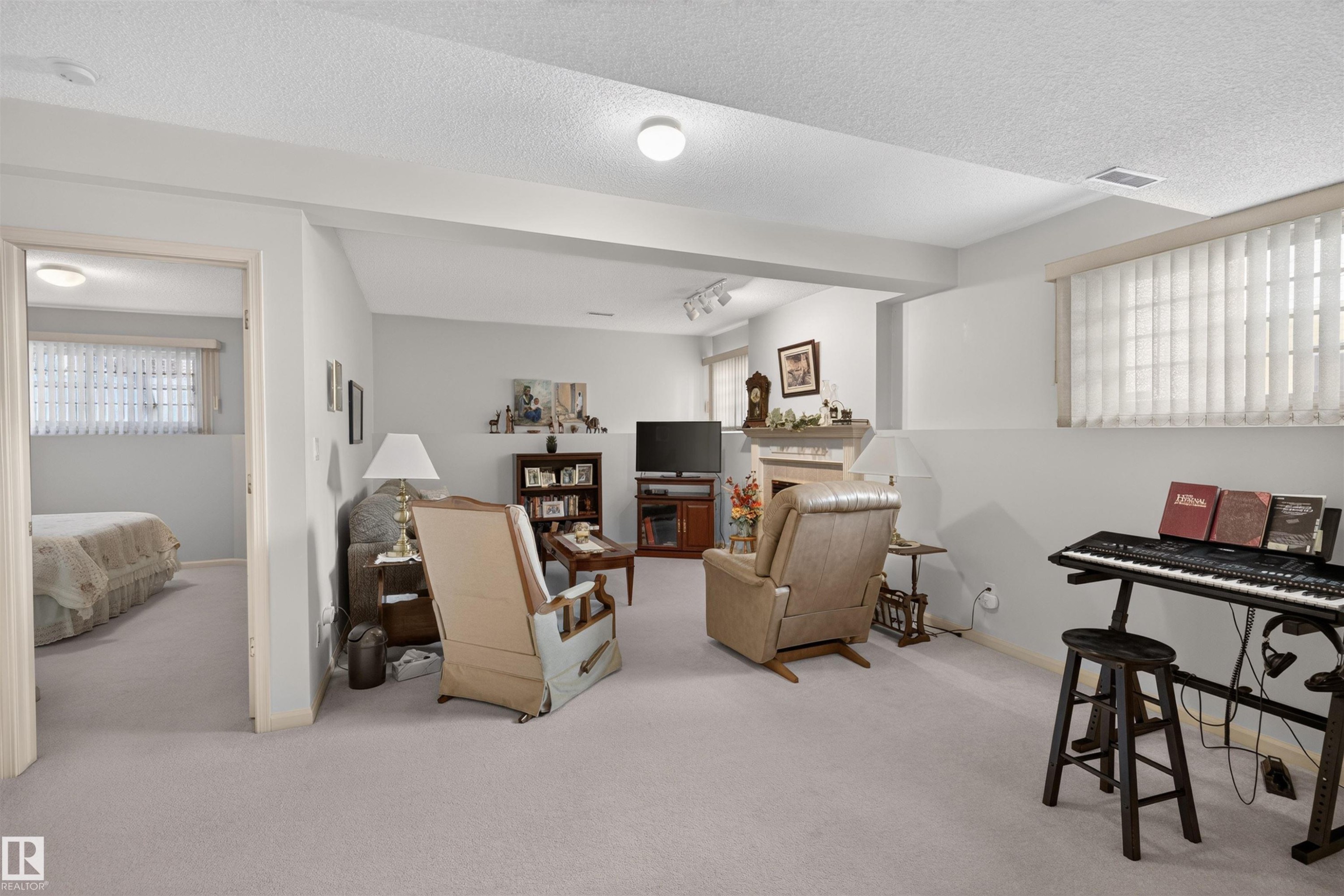 1044 Carter Crest Road, Edmonton, AB