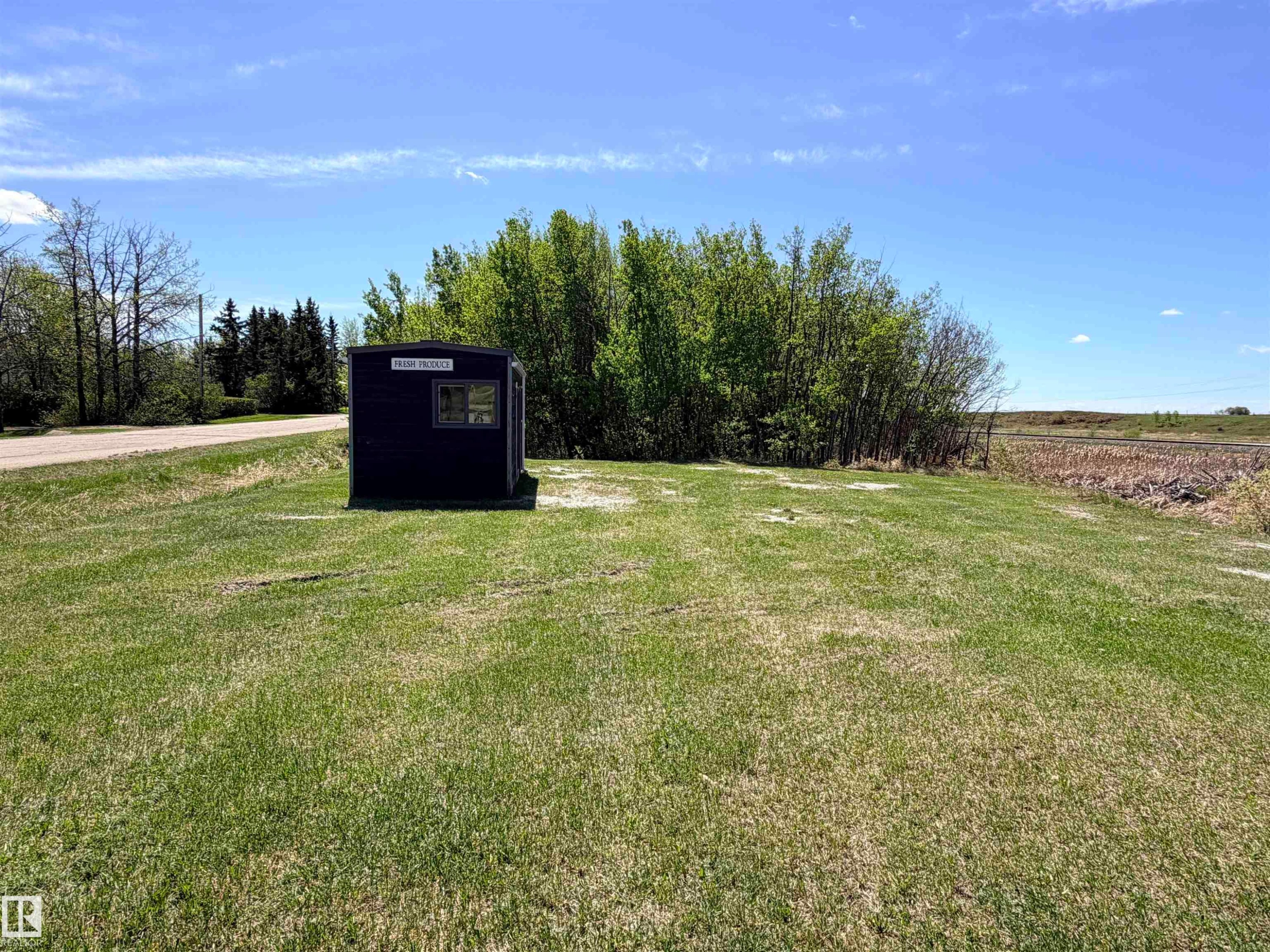 Image quality insufficient for description - 50 Ave. 52 St., Rural Westlock County, AB