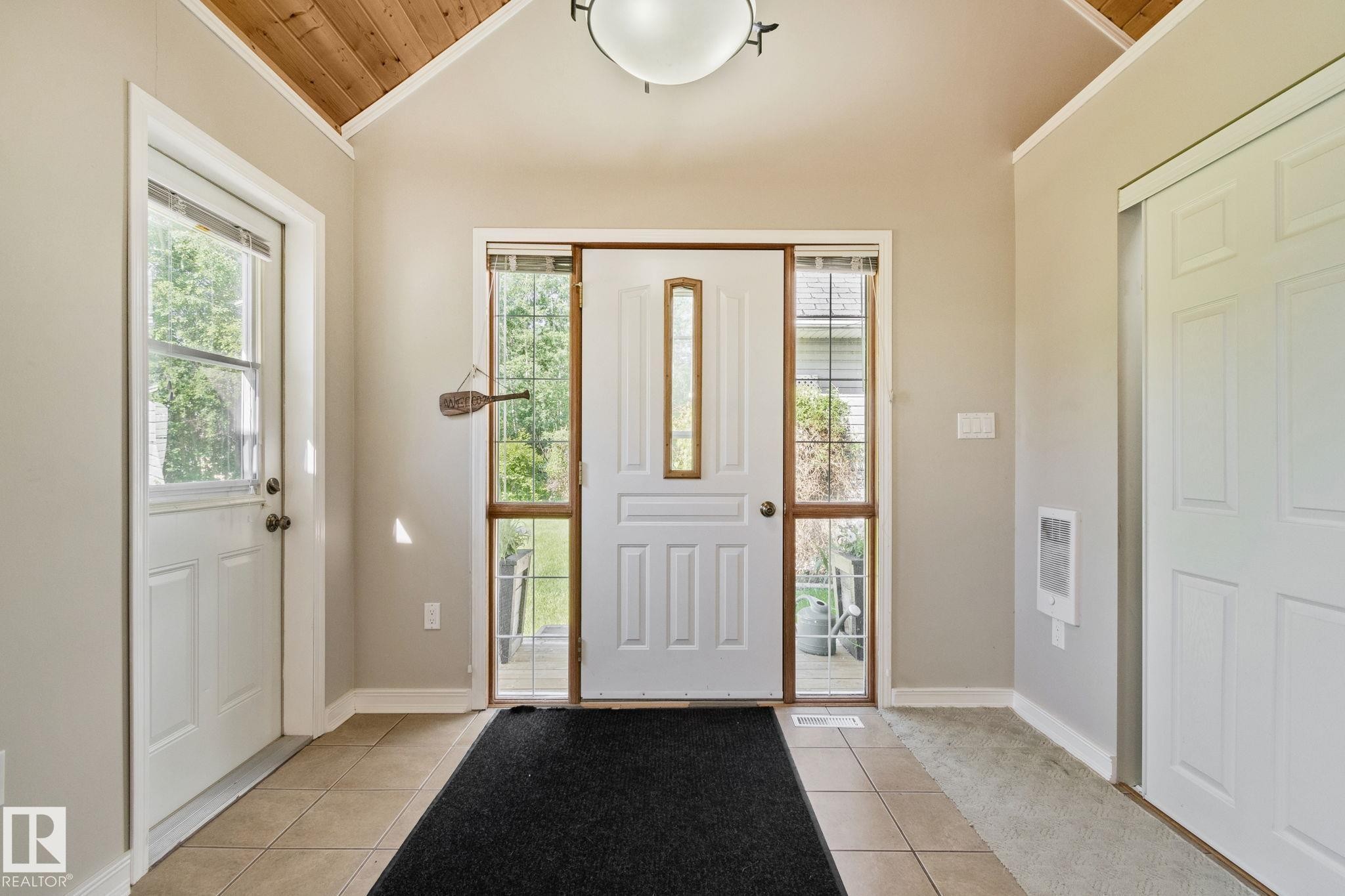 1107 View Rd, Rural Barrhead County, AB