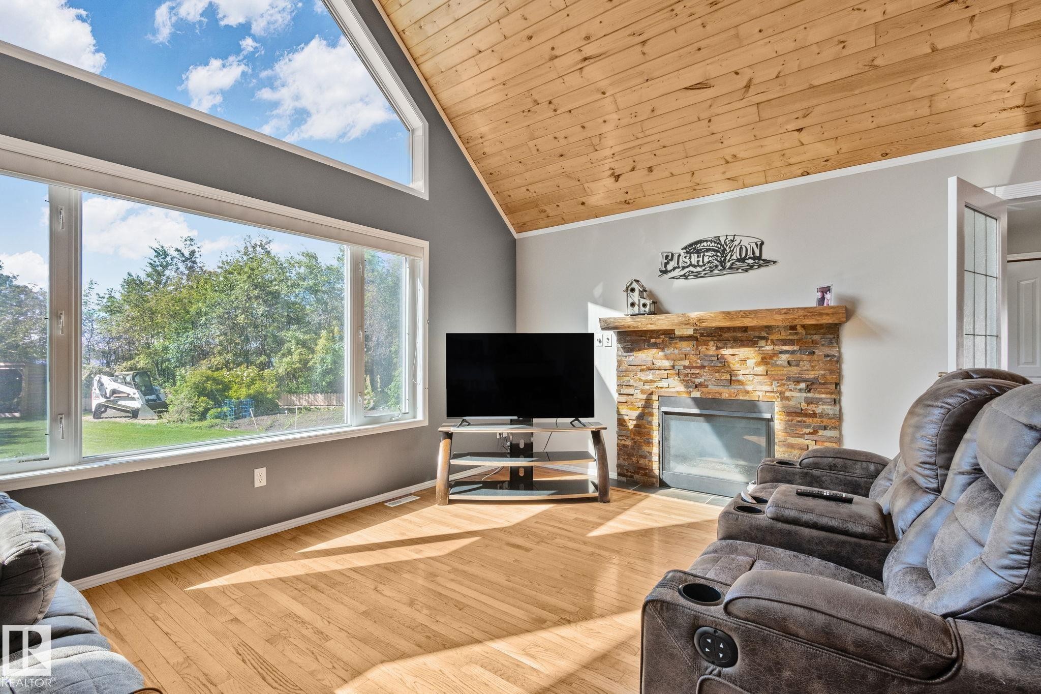 1107 View Rd, Rural Barrhead County, AB