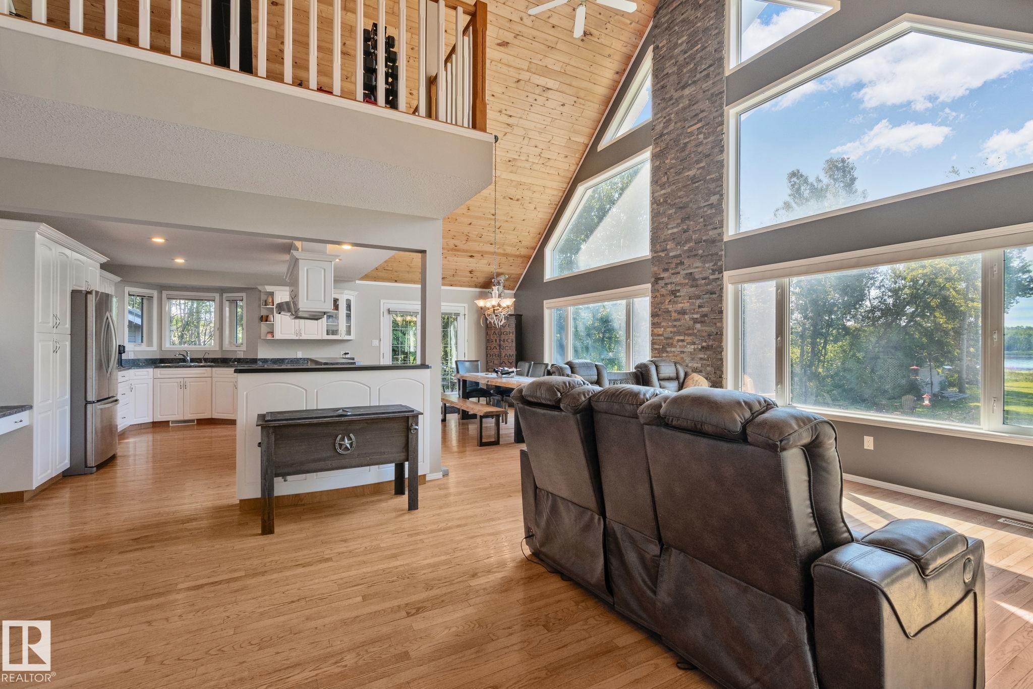 1107 View Rd, Rural Barrhead County, AB