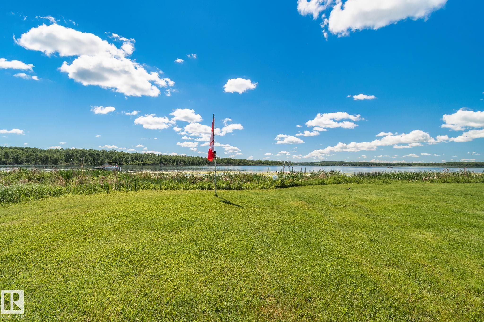 1107 View Rd, Rural Barrhead County, AB