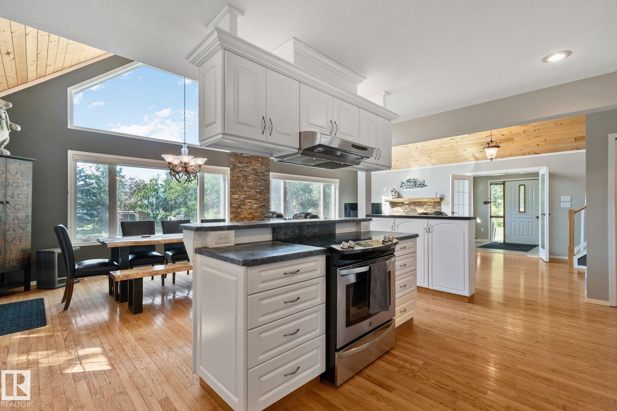 1107 View Rd, Rural Barrhead County, AB