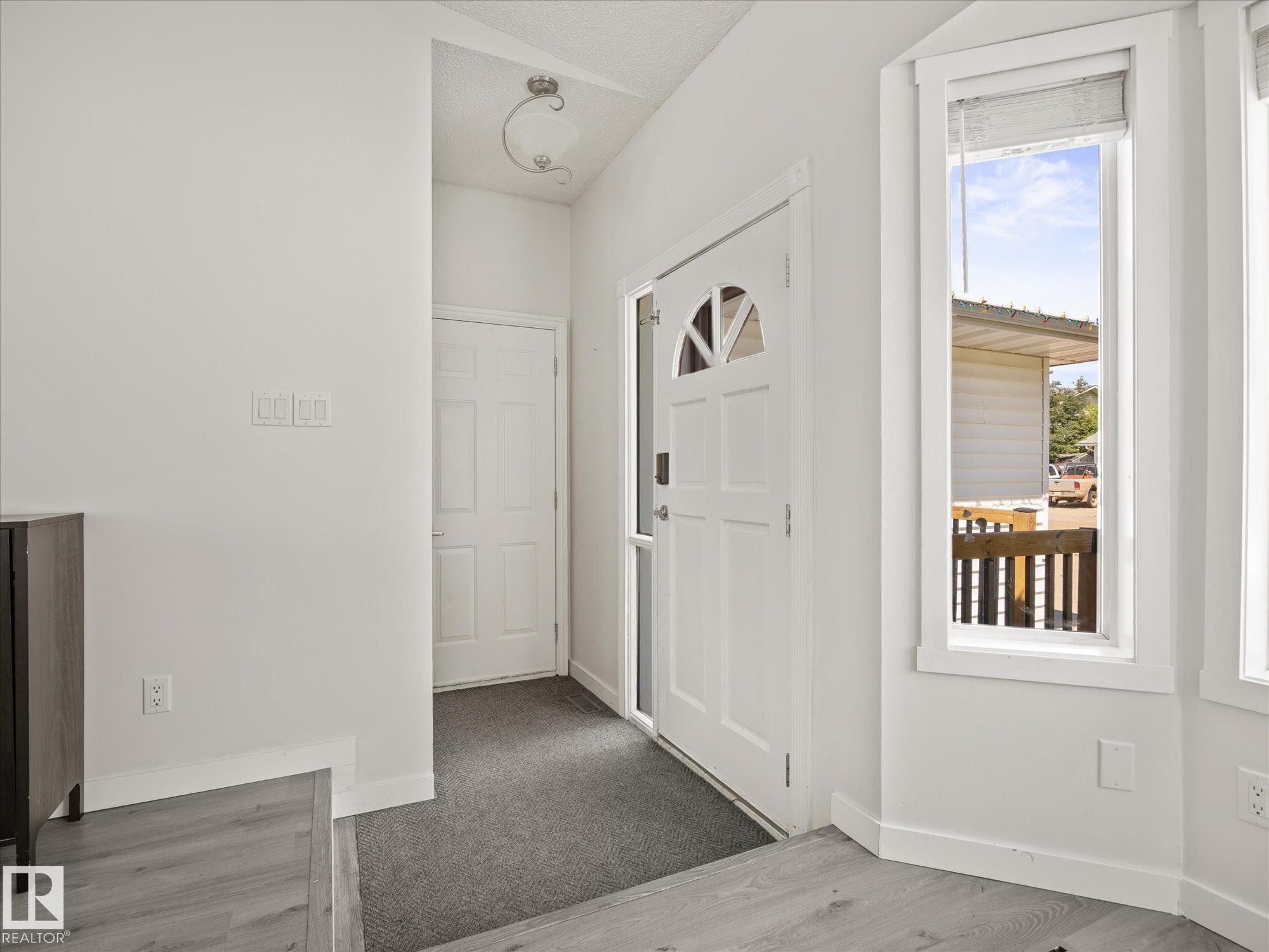 5514 46 Street, Stony Plain, AB