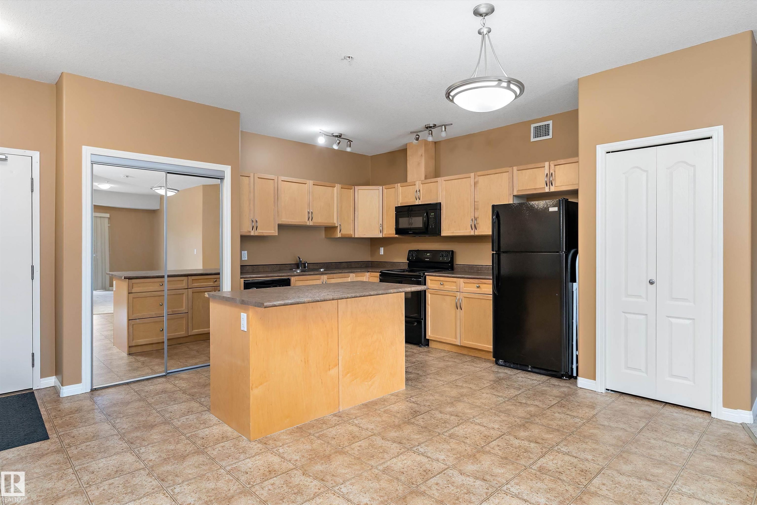 223 105 West Haven Drive, Leduc, AB