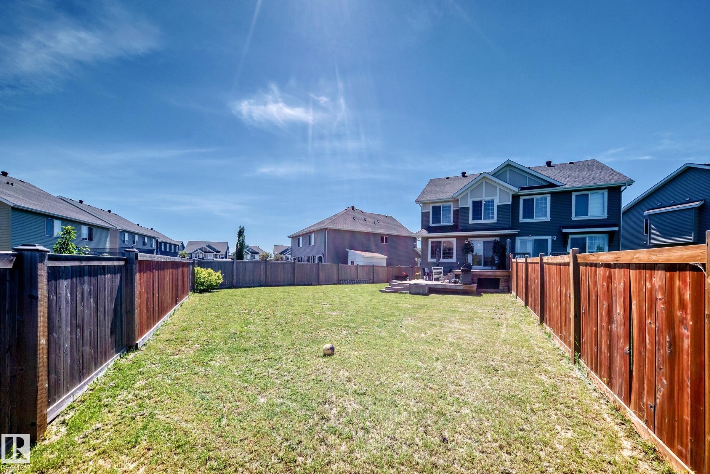 2305 68 Street Sw, Edmonton, AB - Outdoor With Backyard With Exterior