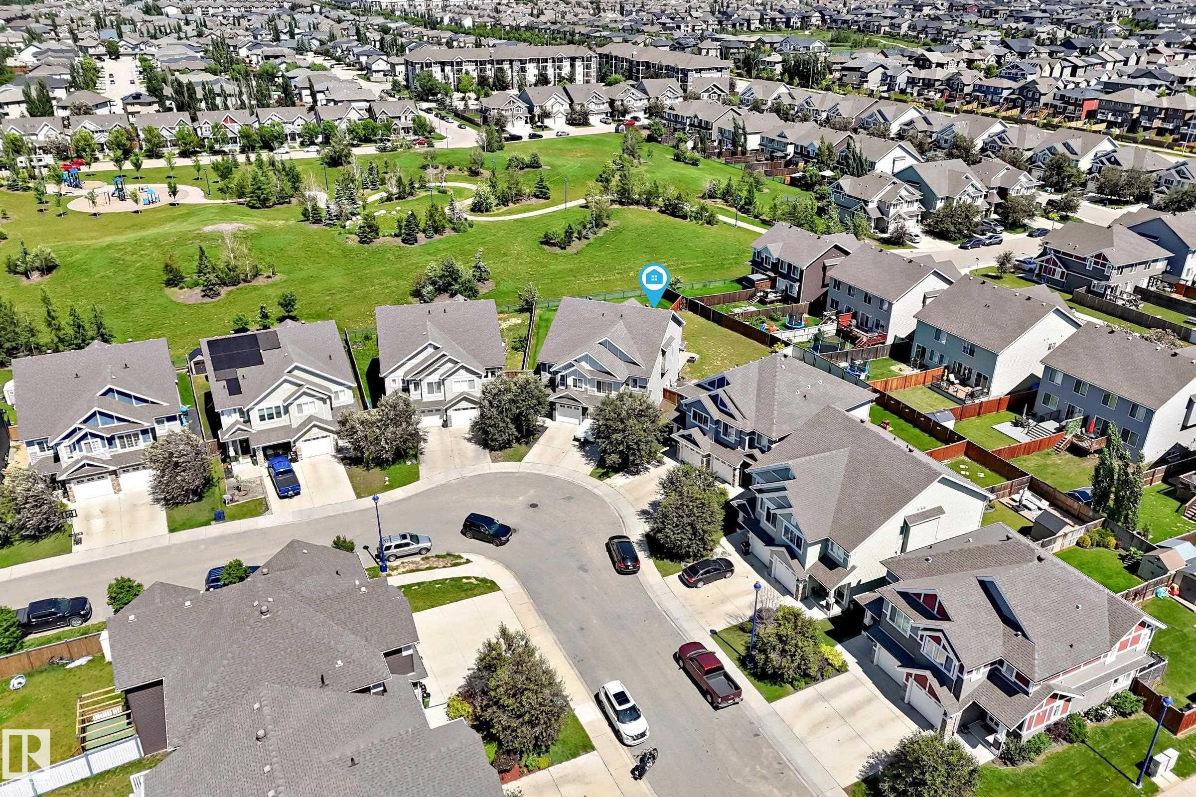 2305 68 Street Sw, Edmonton, AB - Outdoor With View