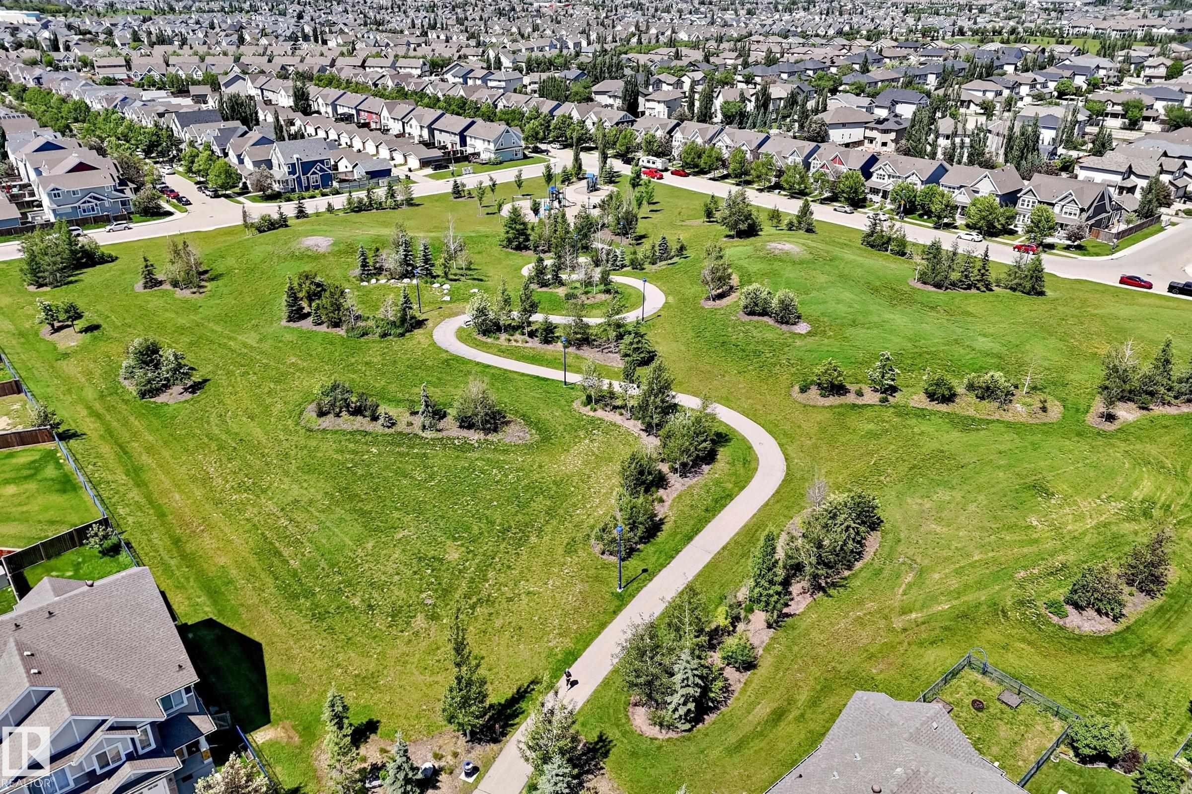 2305 68 Street Sw, Edmonton, AB - Outdoor With View