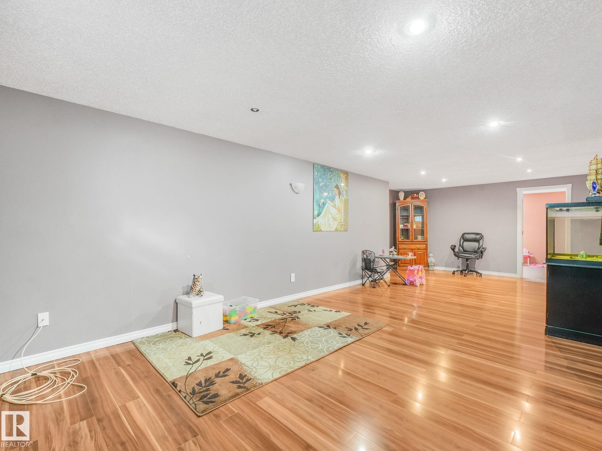 10527 134A Avenue, Edmonton, AB