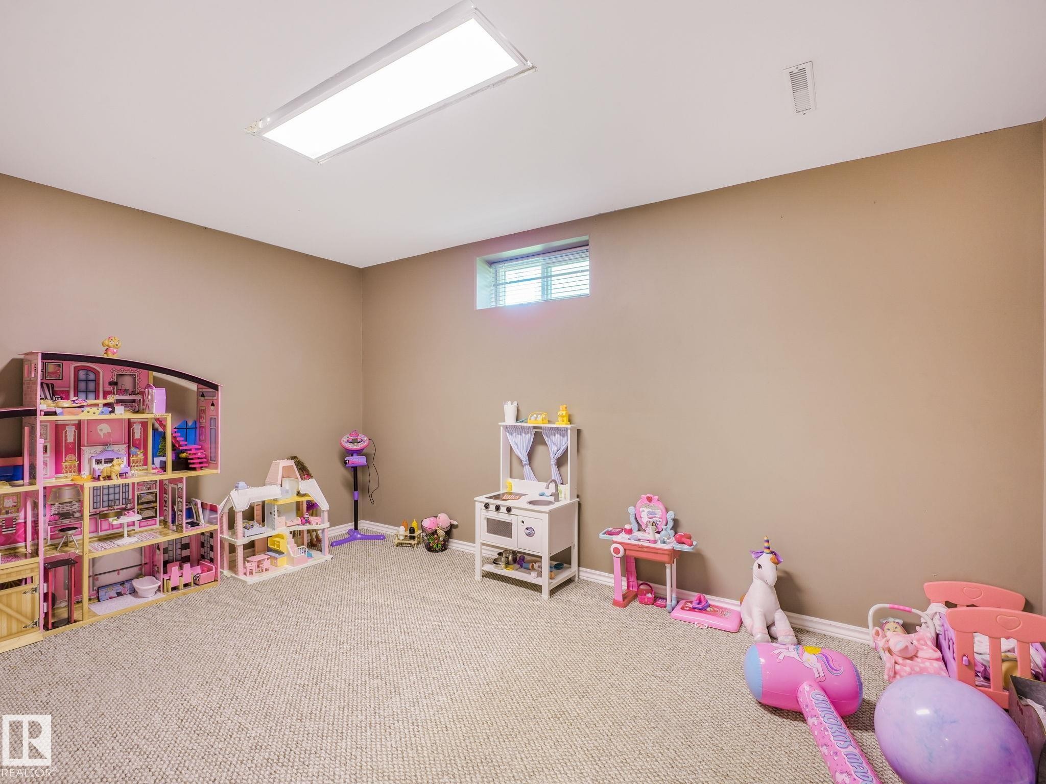 10527 134A Avenue, Edmonton, AB