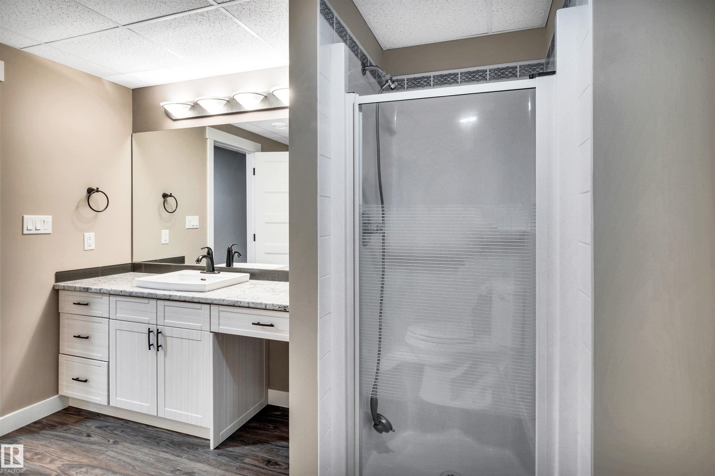 5201 40 Avenue, Beaumont, AB