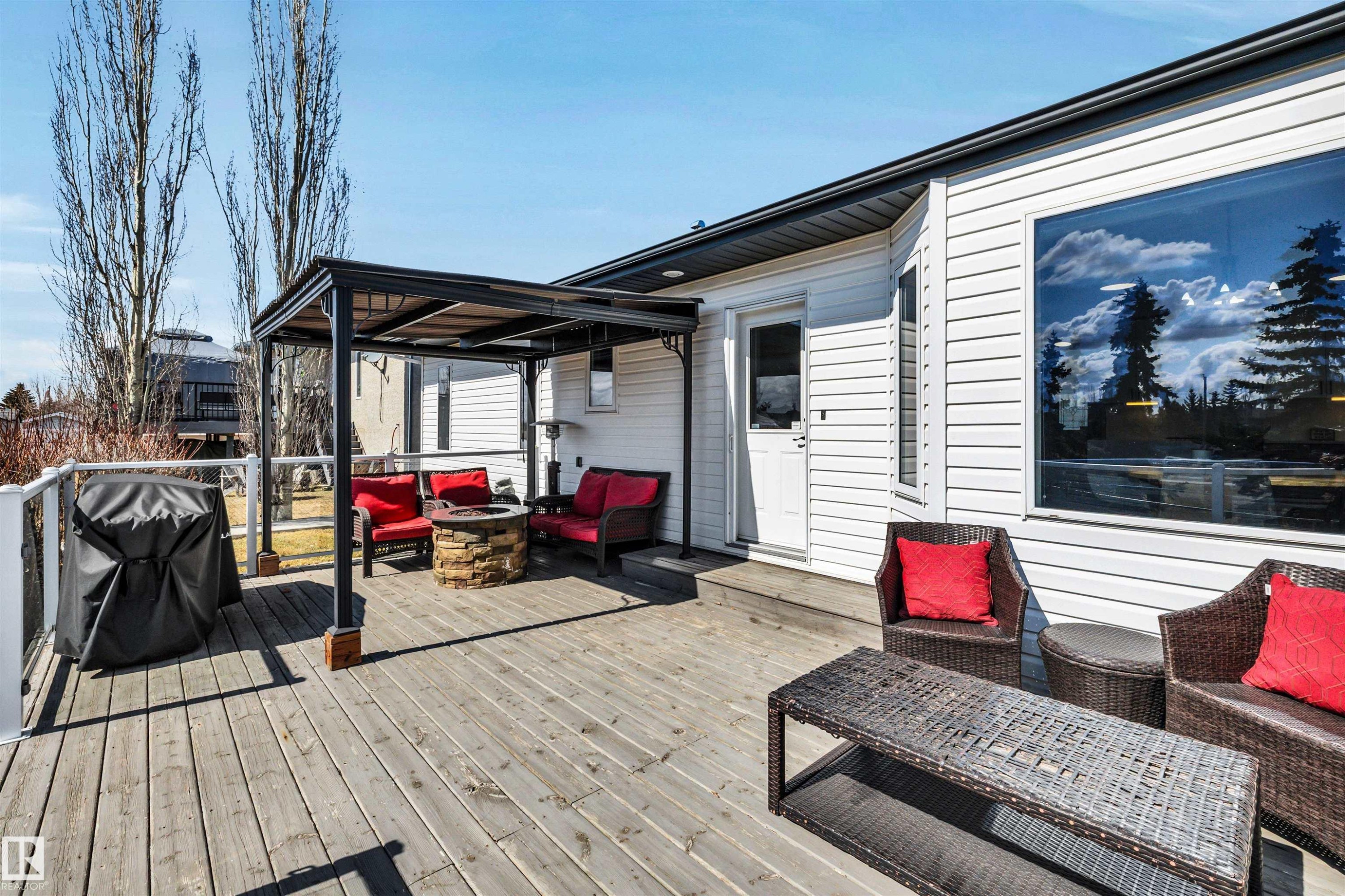 5201 40 Avenue, Beaumont, AB