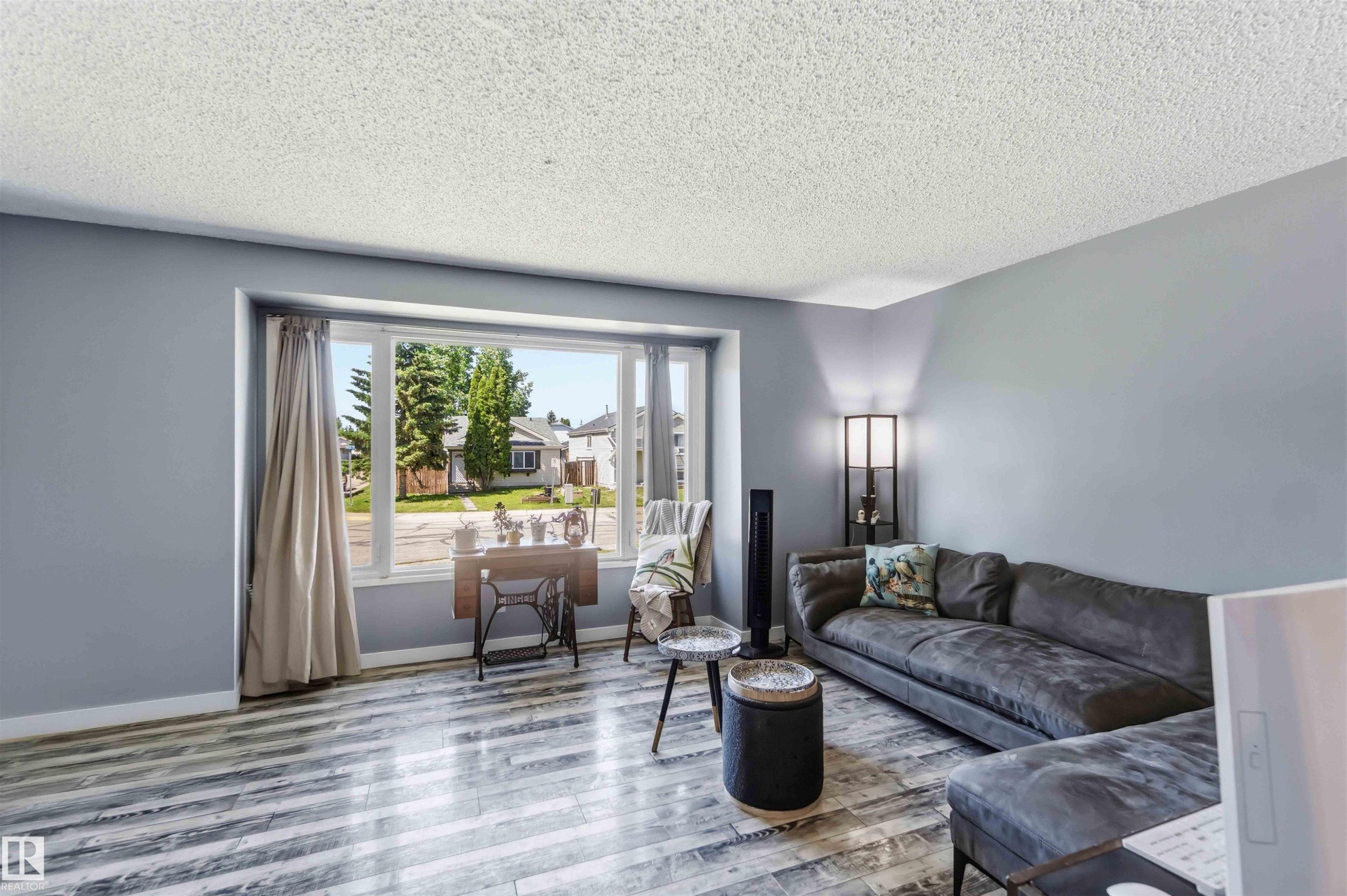 135 Birch Drive, Gibbons, AB