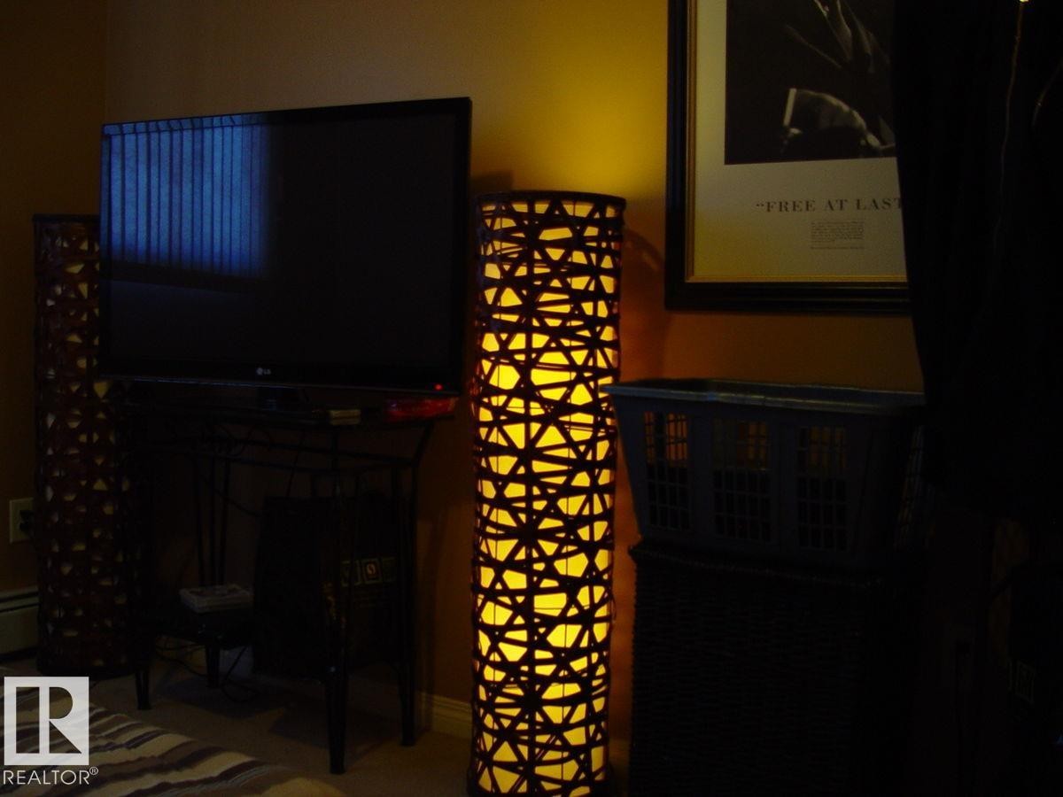 Image quality insufficient for description - #116 10535 122 St Nw, Edmonton, AB -