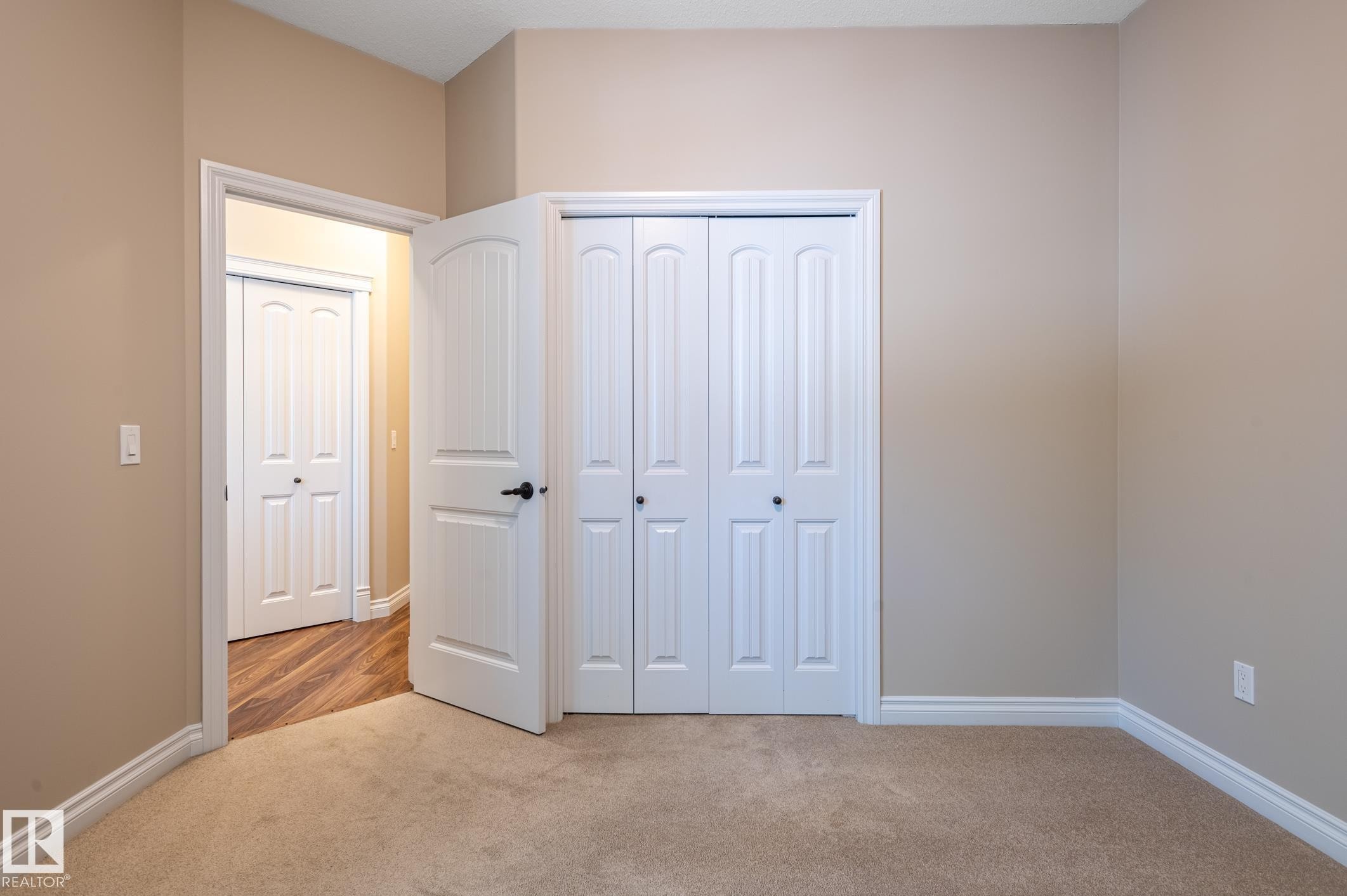 20 1407 Glastonbury Boulevard Nw, Edmonton, AB