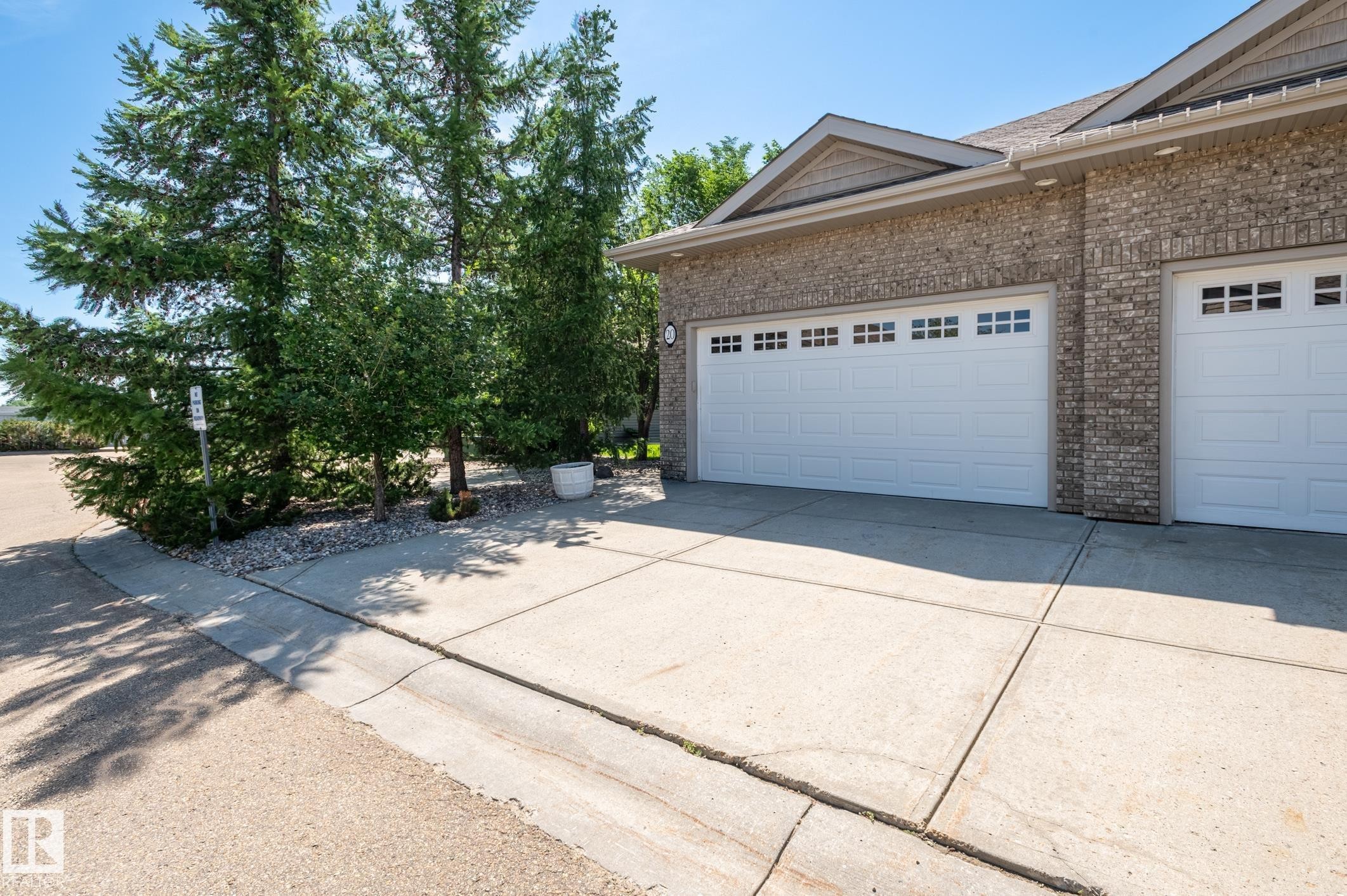 20 1407 Glastonbury Boulevard Nw, Edmonton, AB