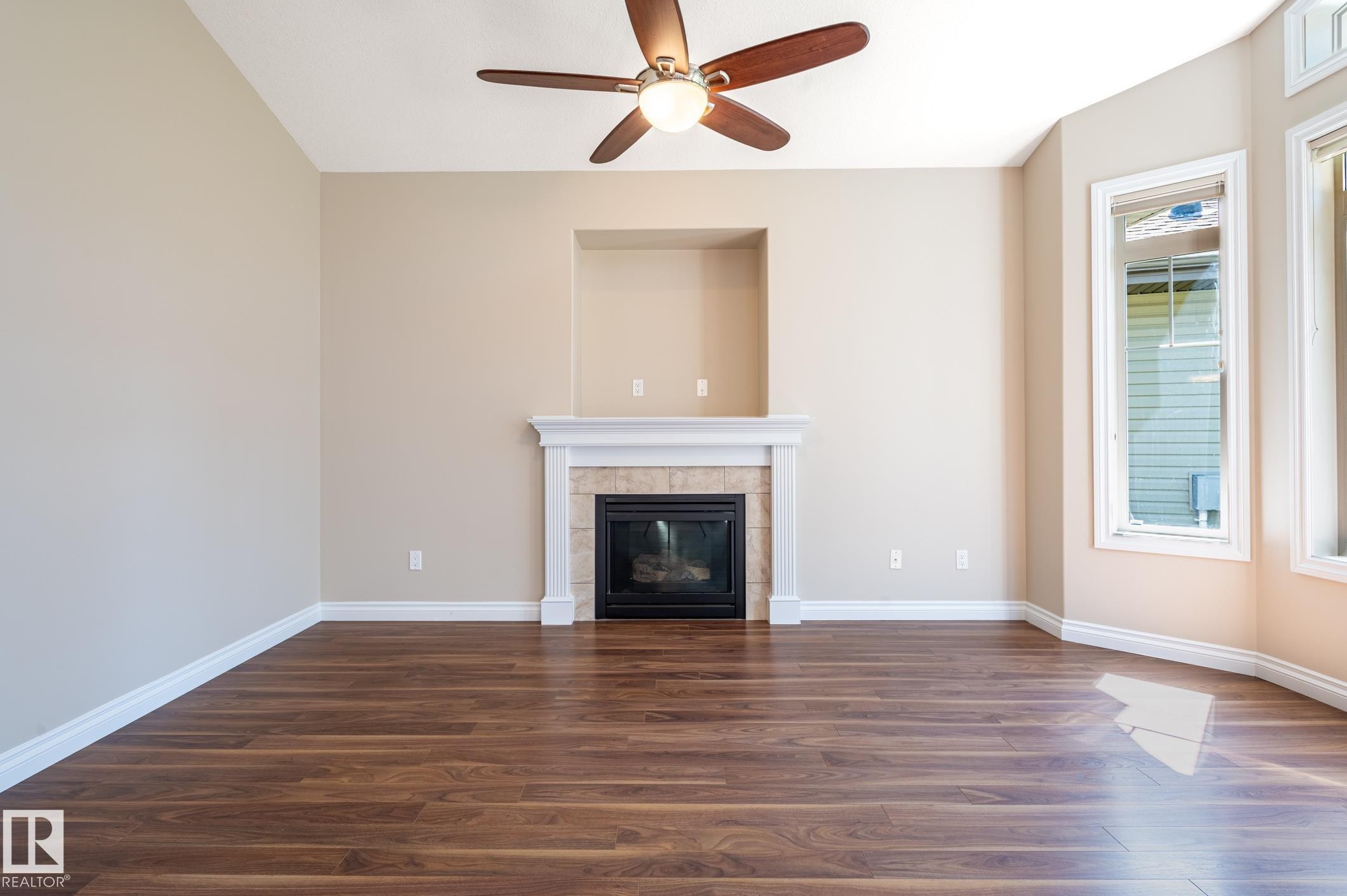 20 1407 Glastonbury Boulevard Nw, Edmonton, AB
