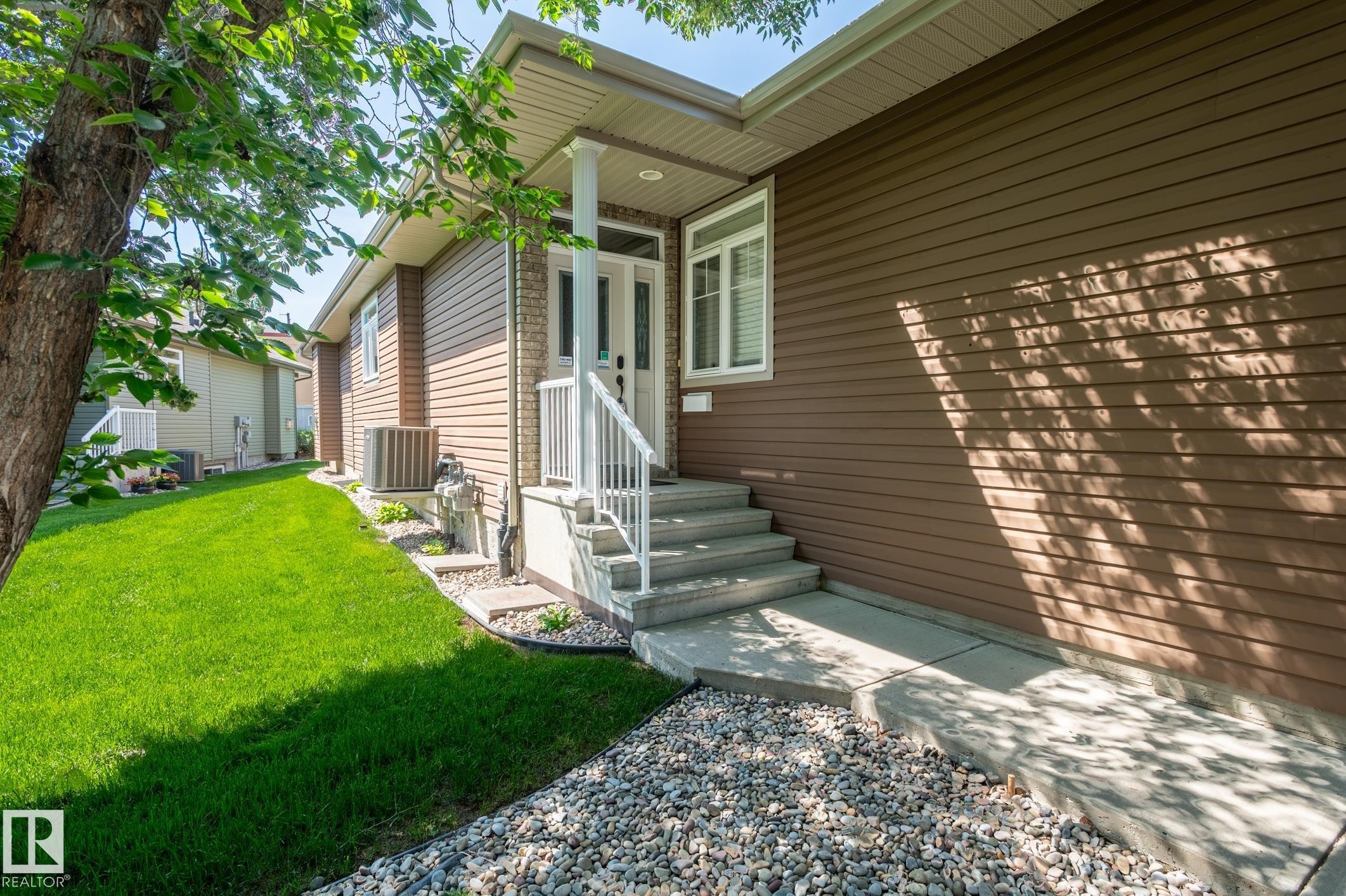 20 1407 Glastonbury Boulevard Nw, Edmonton, AB