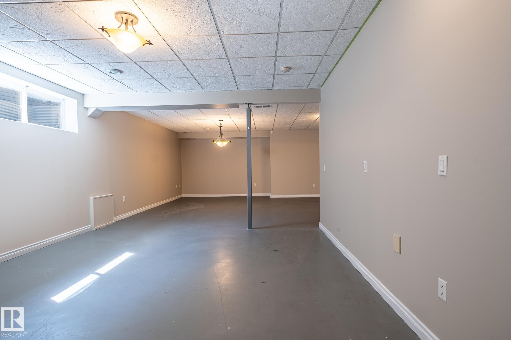 20 1407 Glastonbury Boulevard Nw, Edmonton, AB