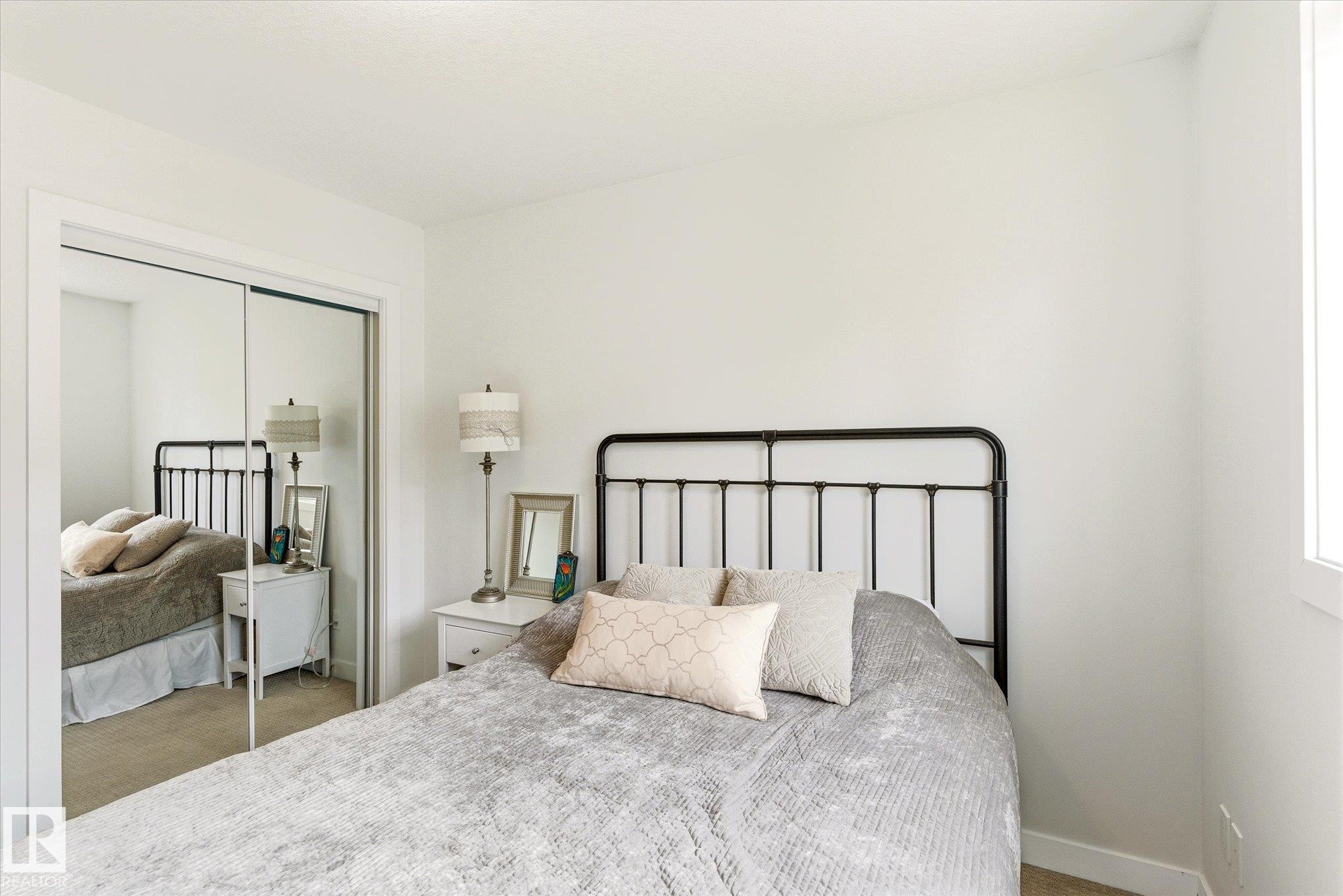 3 5134 Mullen Road, Edmonton, AB - Indoor Photo Showing Bedroom