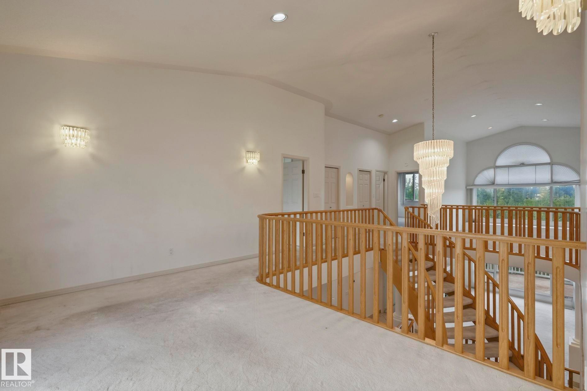 154 Osland Drive Nw, Edmonton, AB - Indoor Photo Showing Other Room